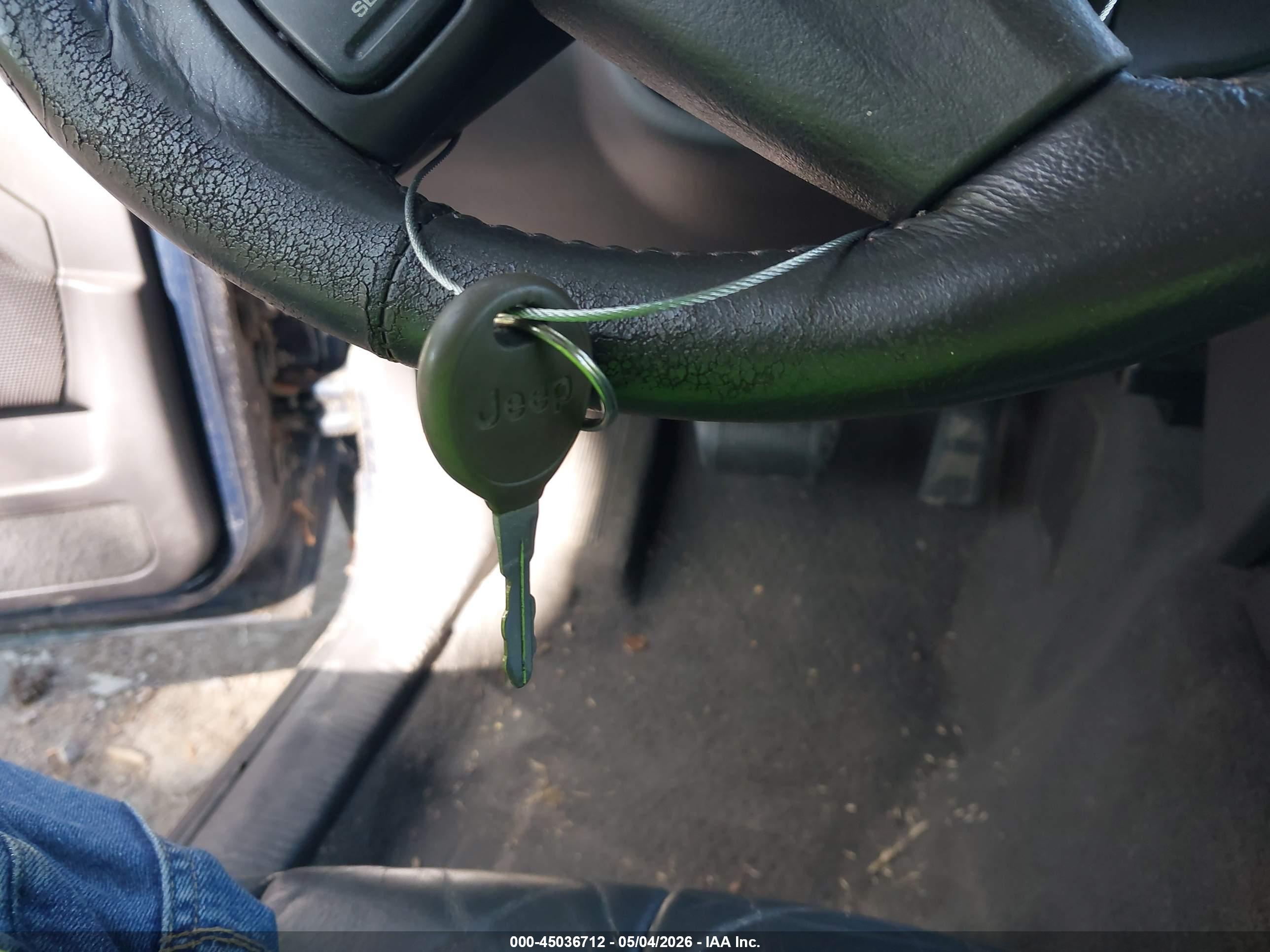 JEEP GRAND image 11