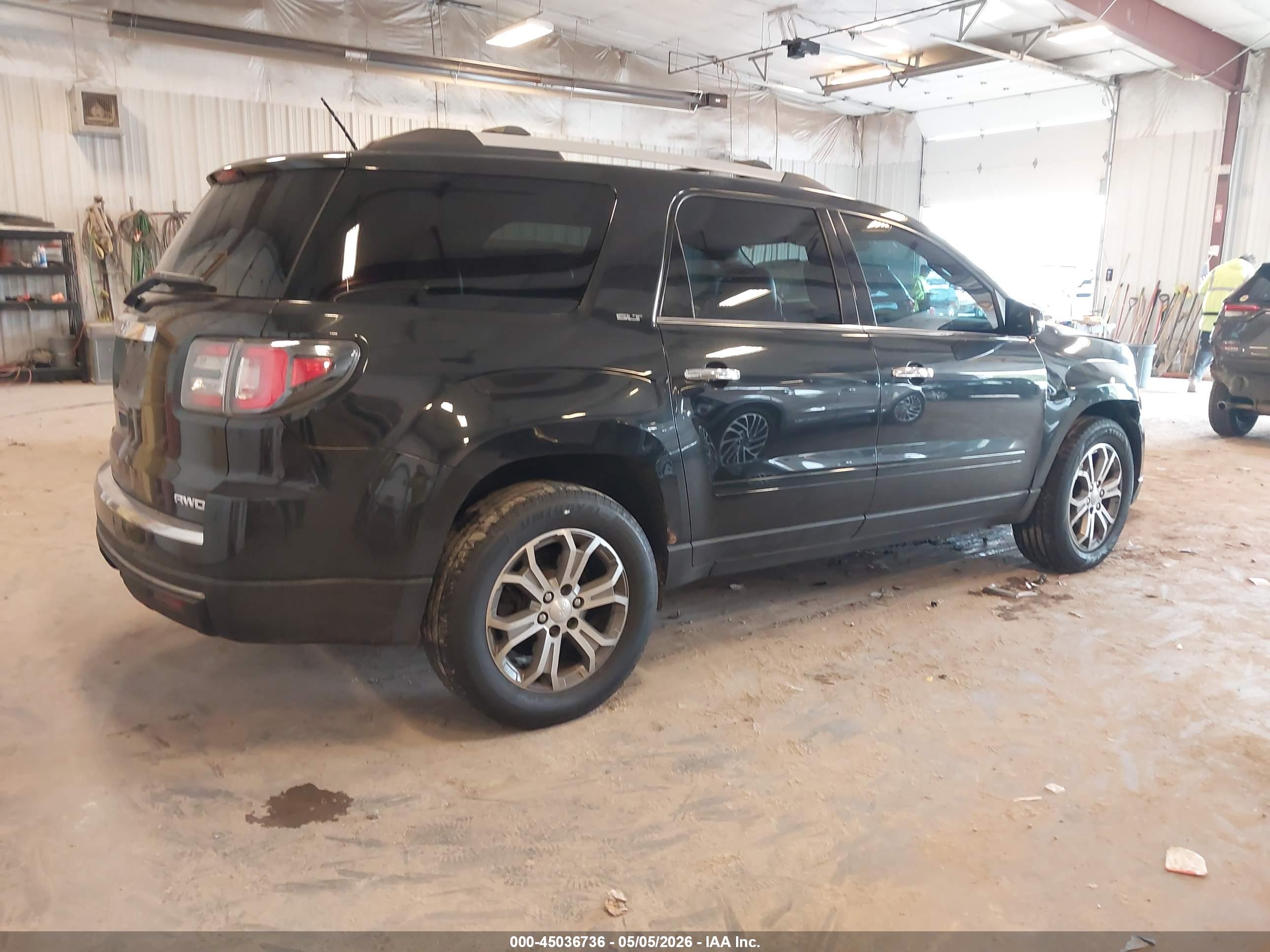 GMC ACADIA image 4