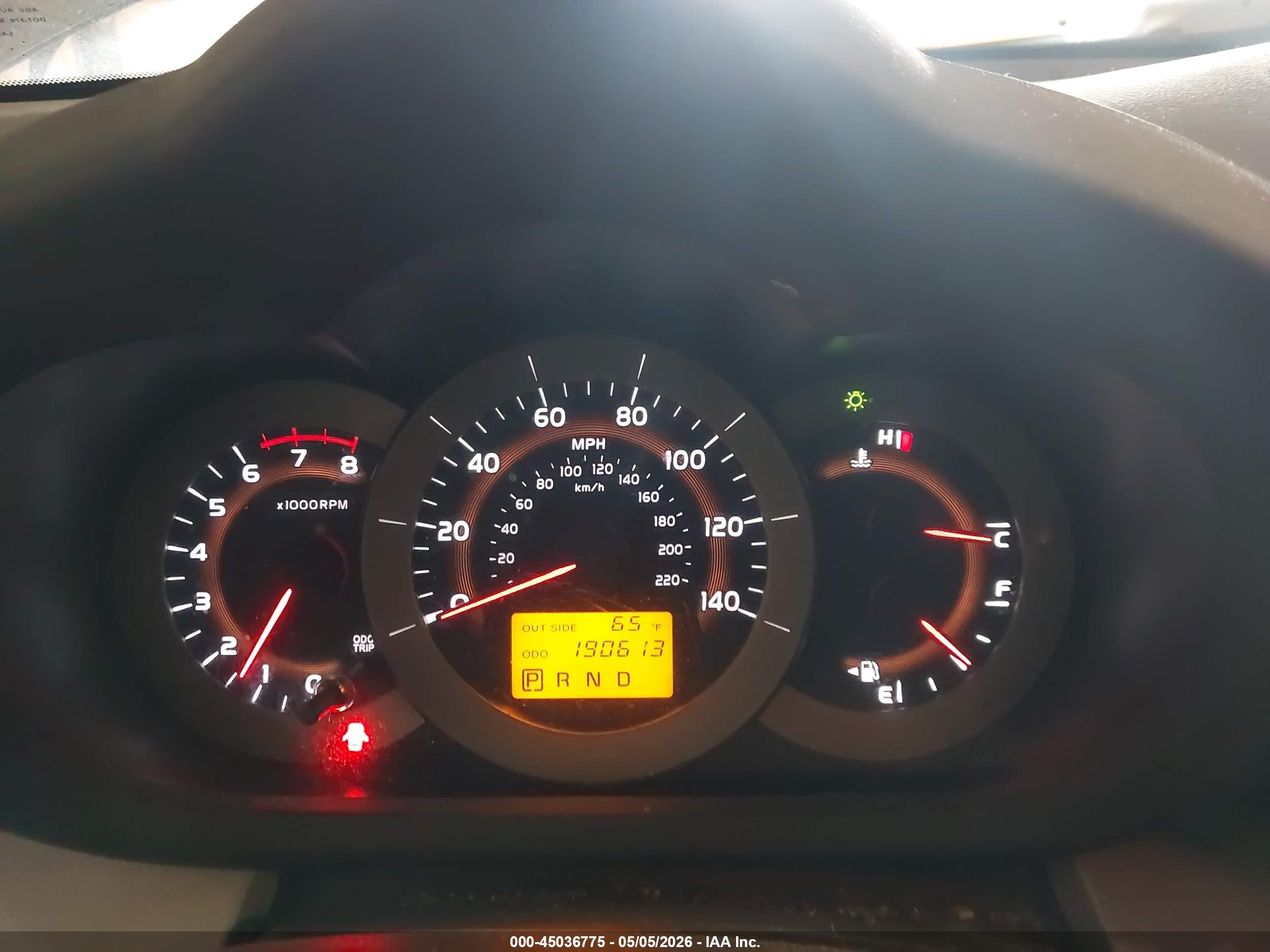 TOYOTA RAV4 image 7