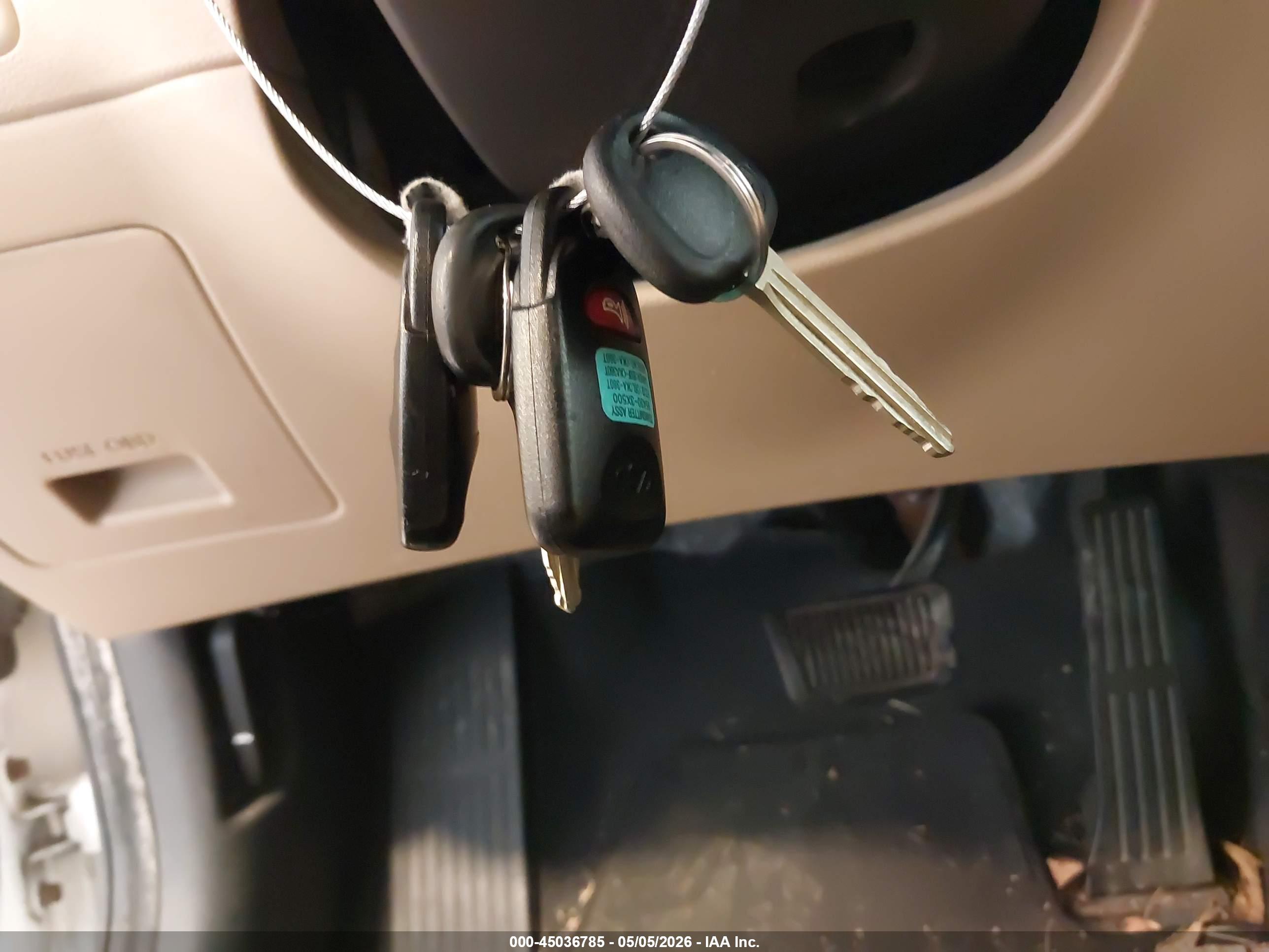 HYUNDAI ELANTRA image 11
