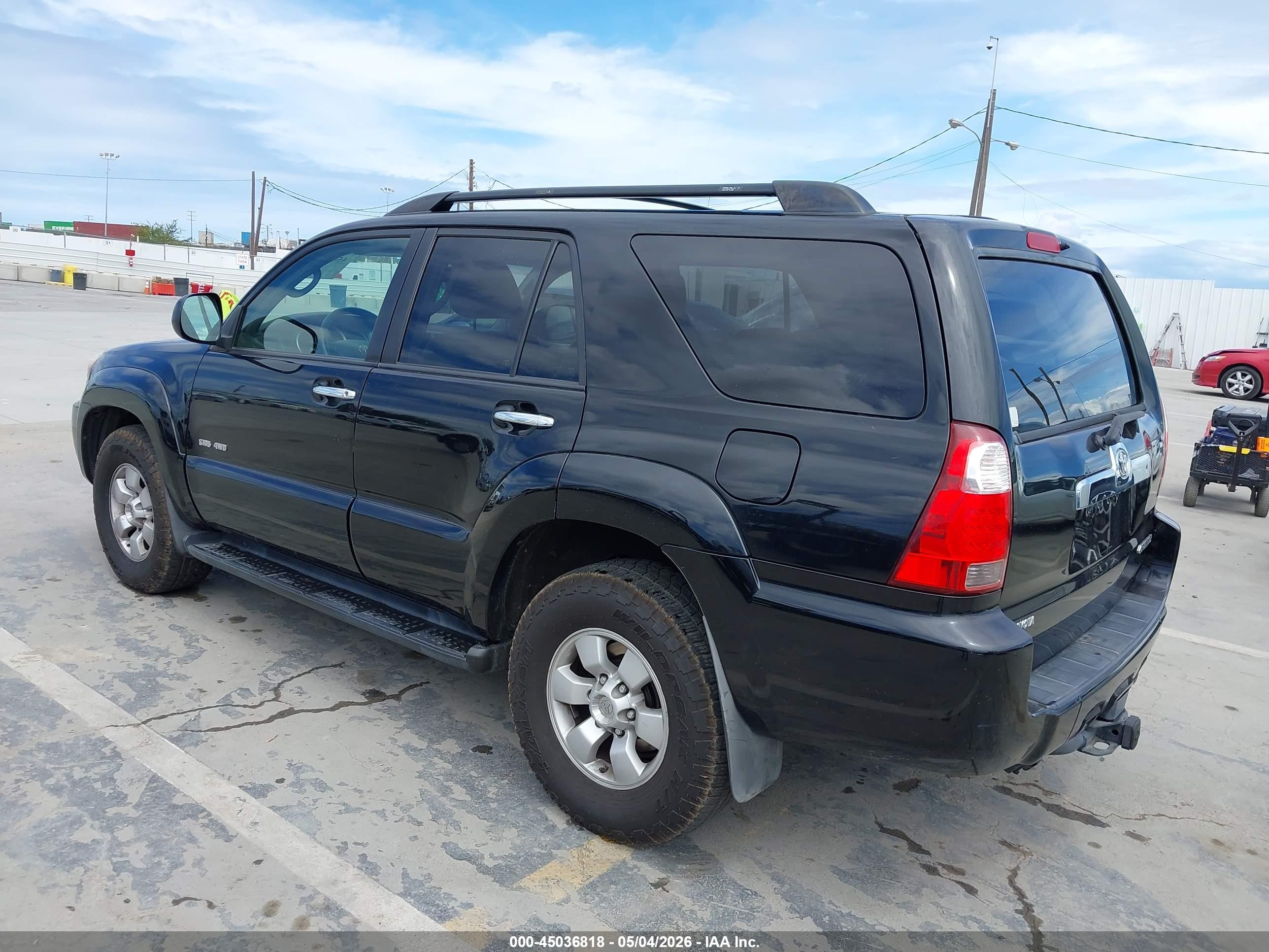 TOYOTA 4RUNNER image 3