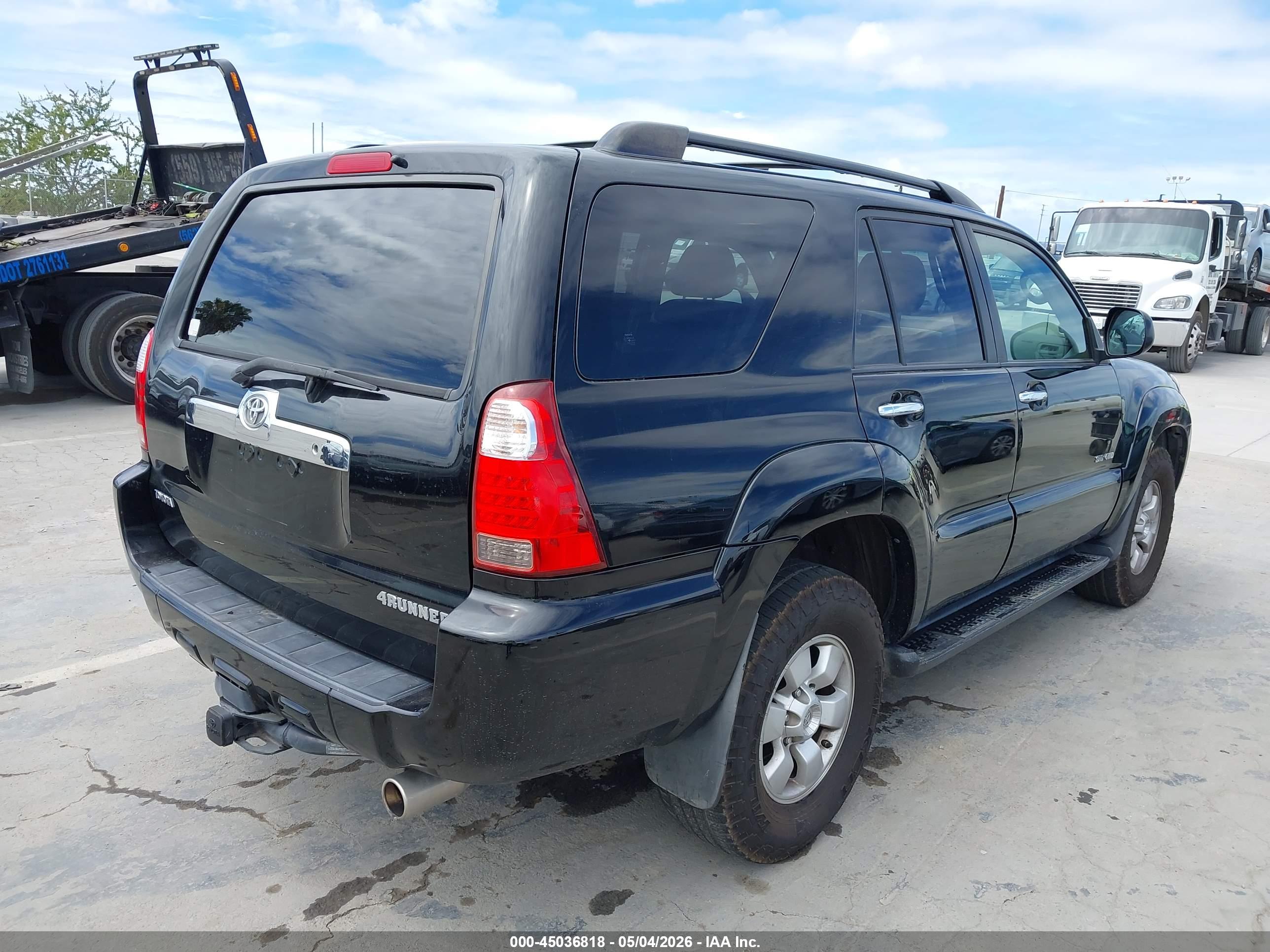 TOYOTA 4RUNNER image 4