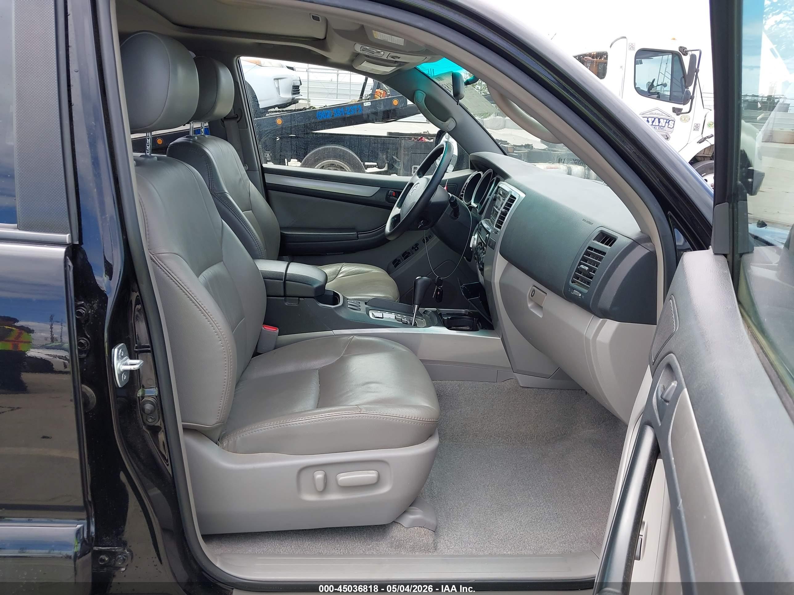 TOYOTA 4RUNNER image 5