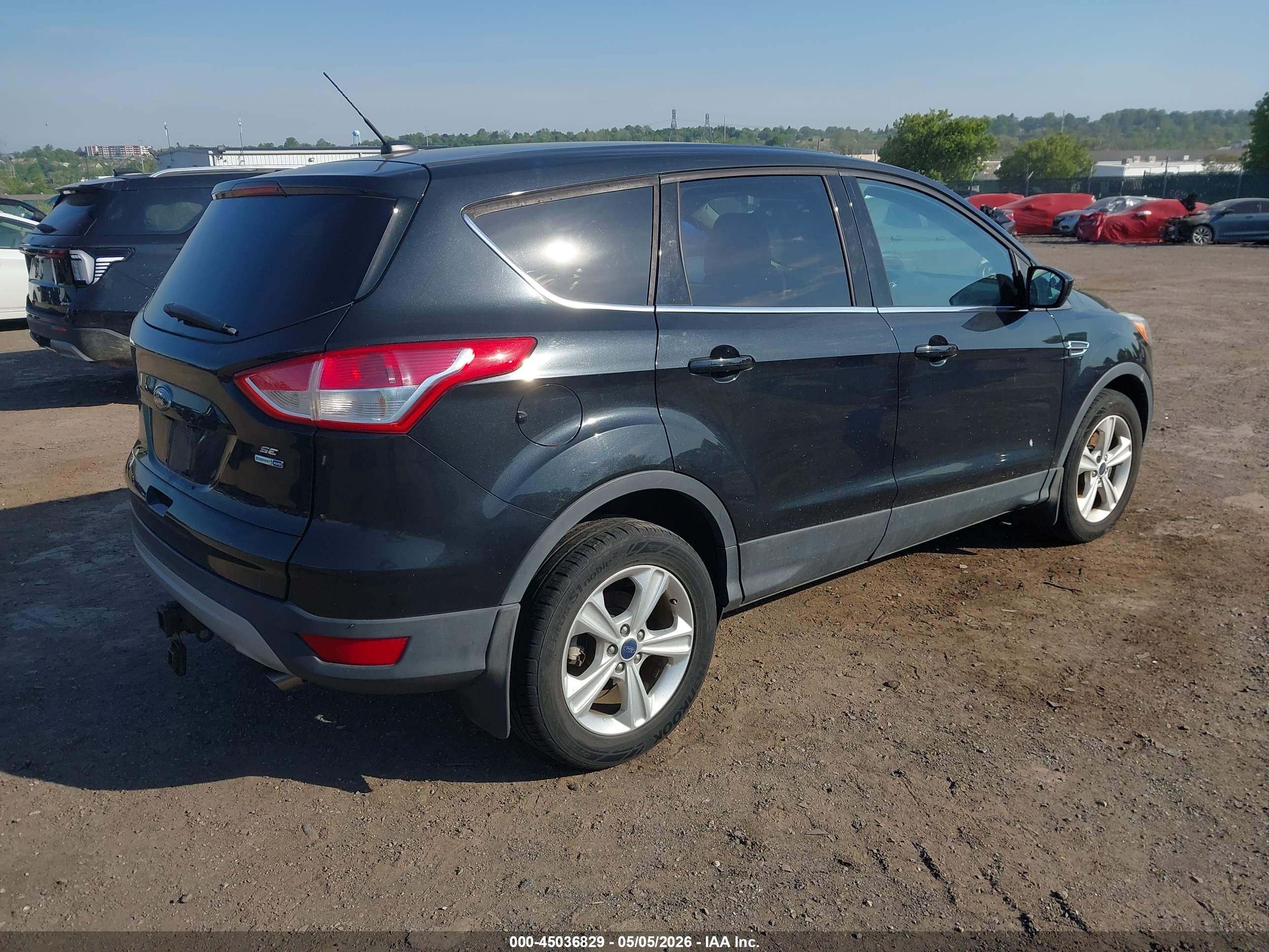 FORD ESCAPE image 4