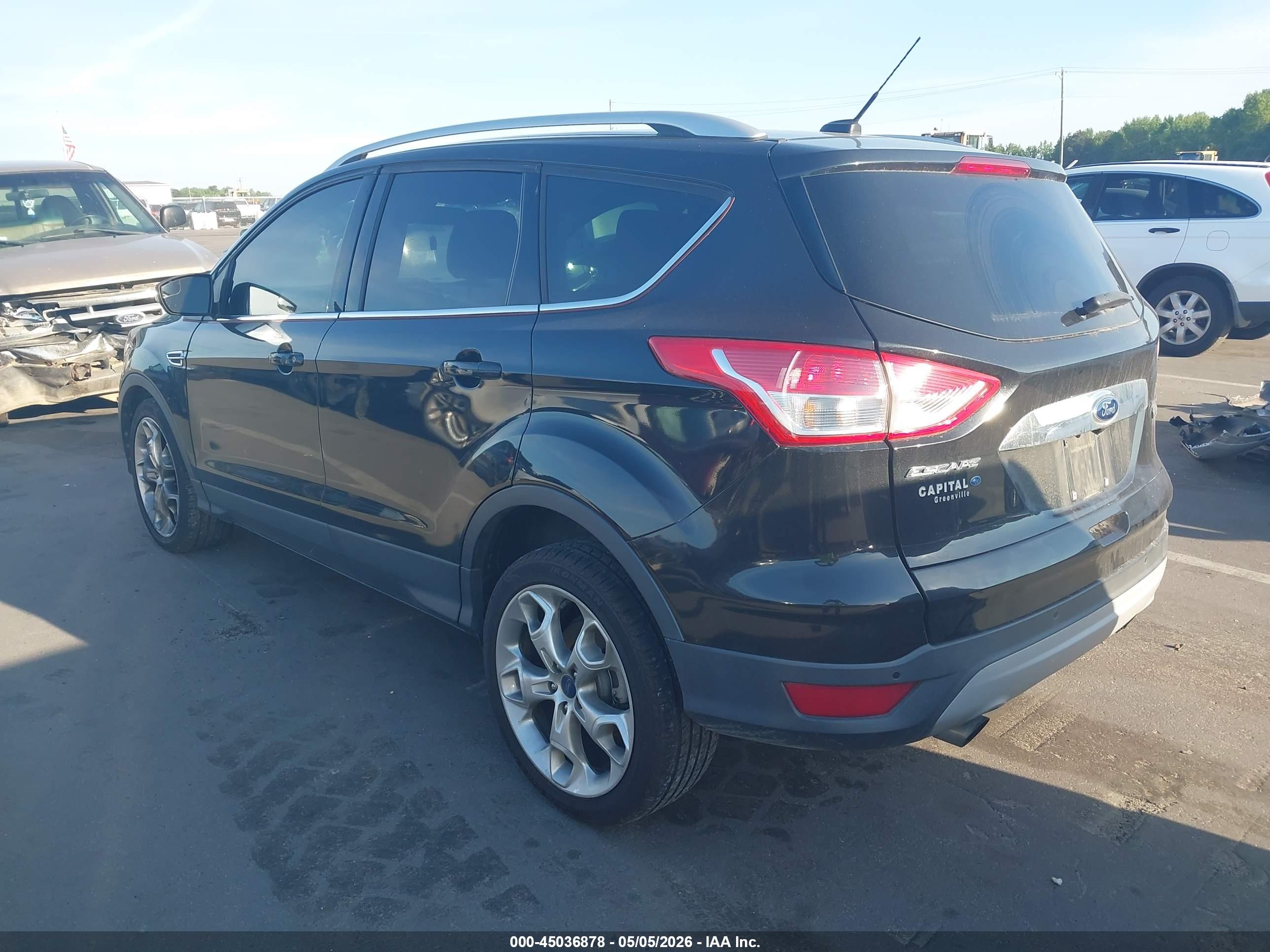 FORD ESCAPE image 3