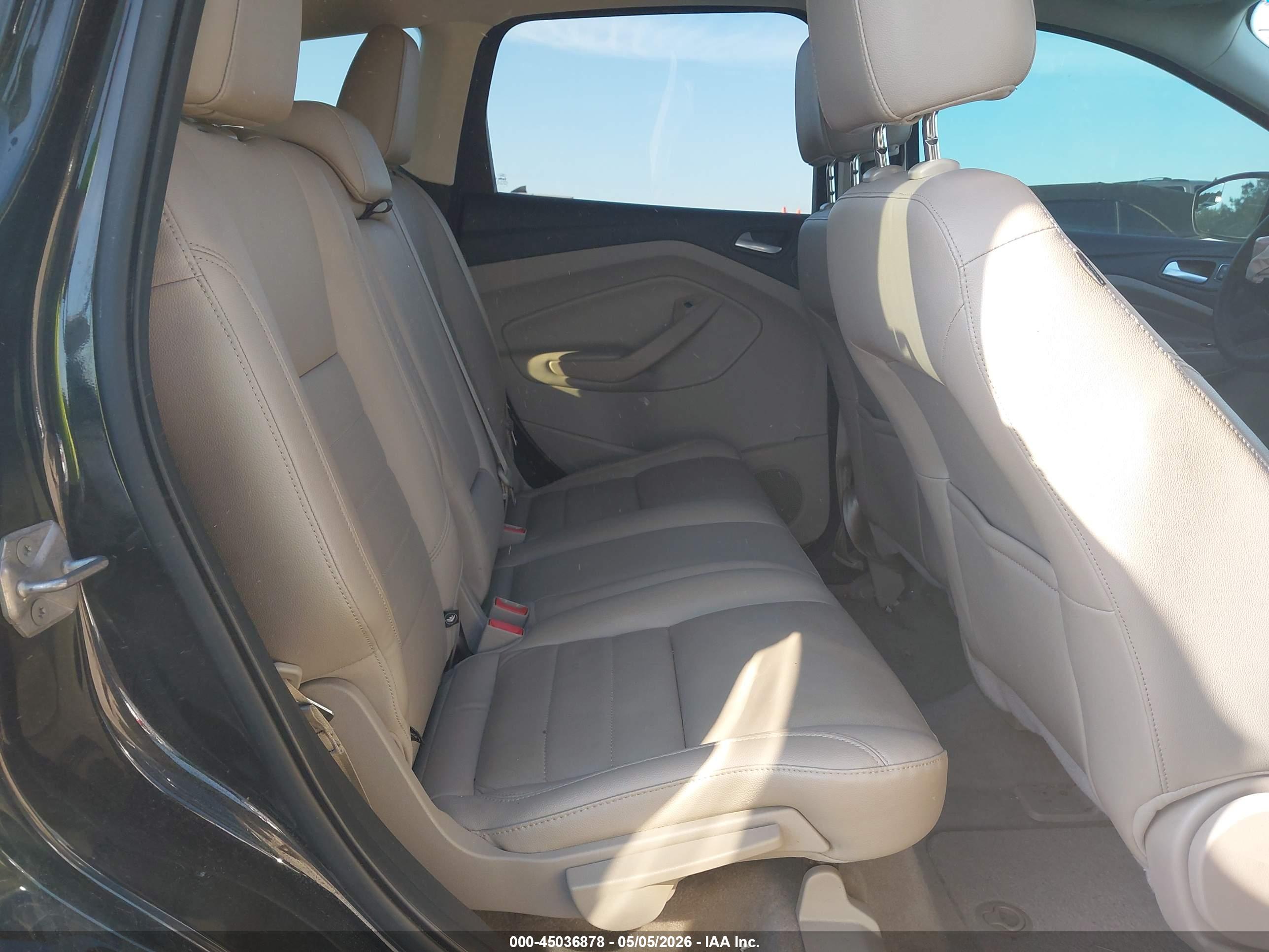FORD ESCAPE image 8