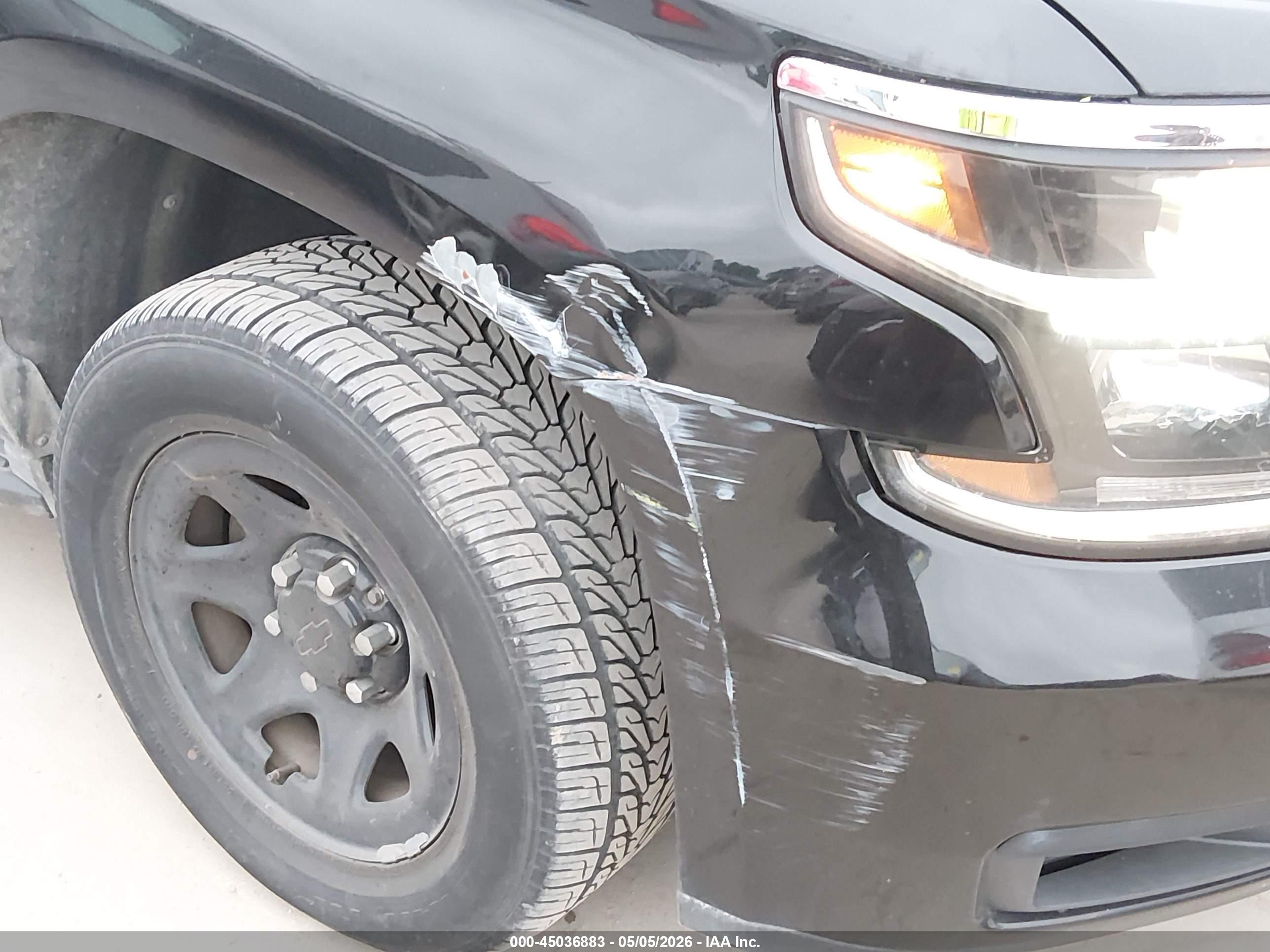 CHEVROLET TAHOE image 6
