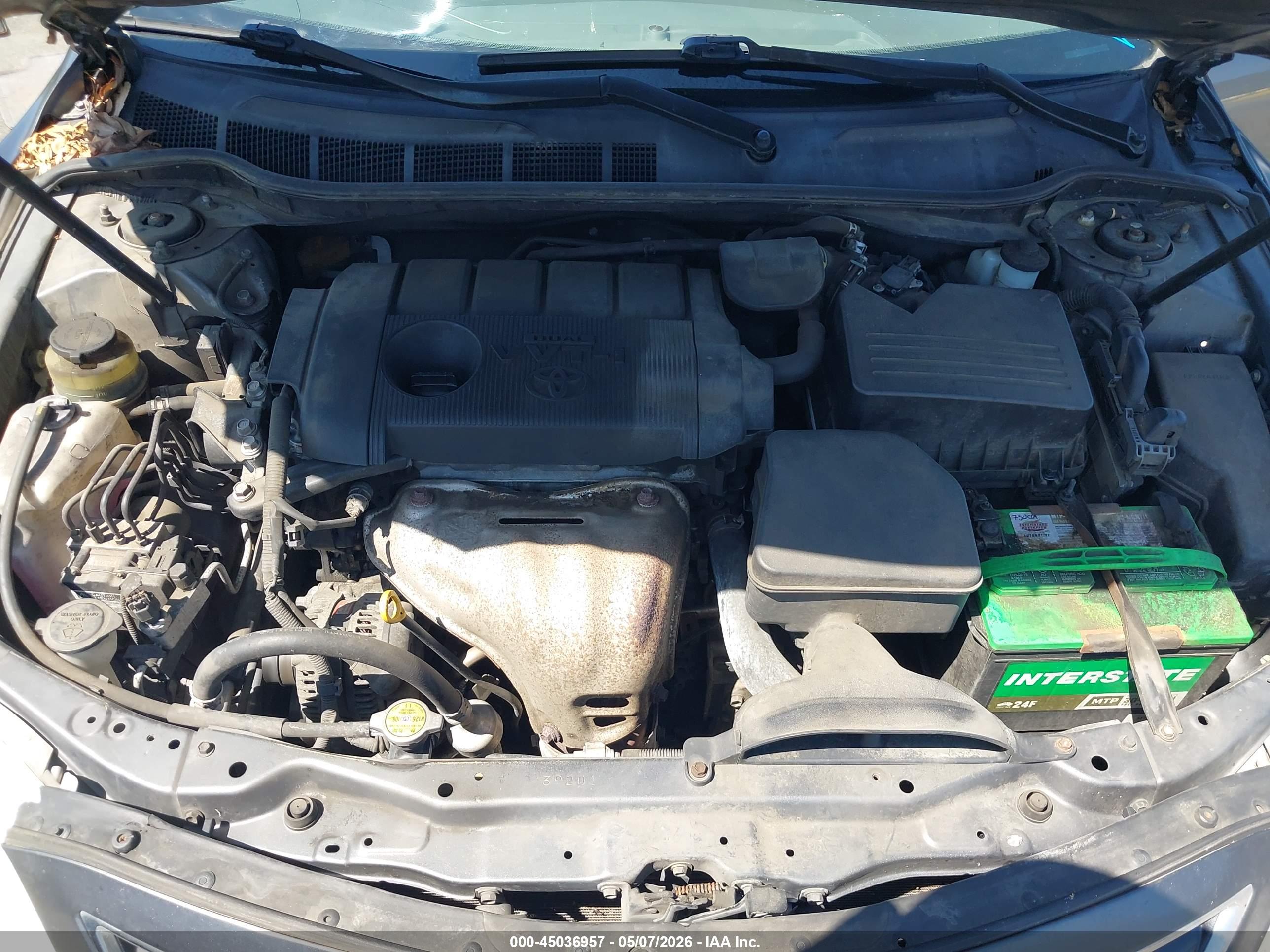 TOYOTA CAMRY image 10