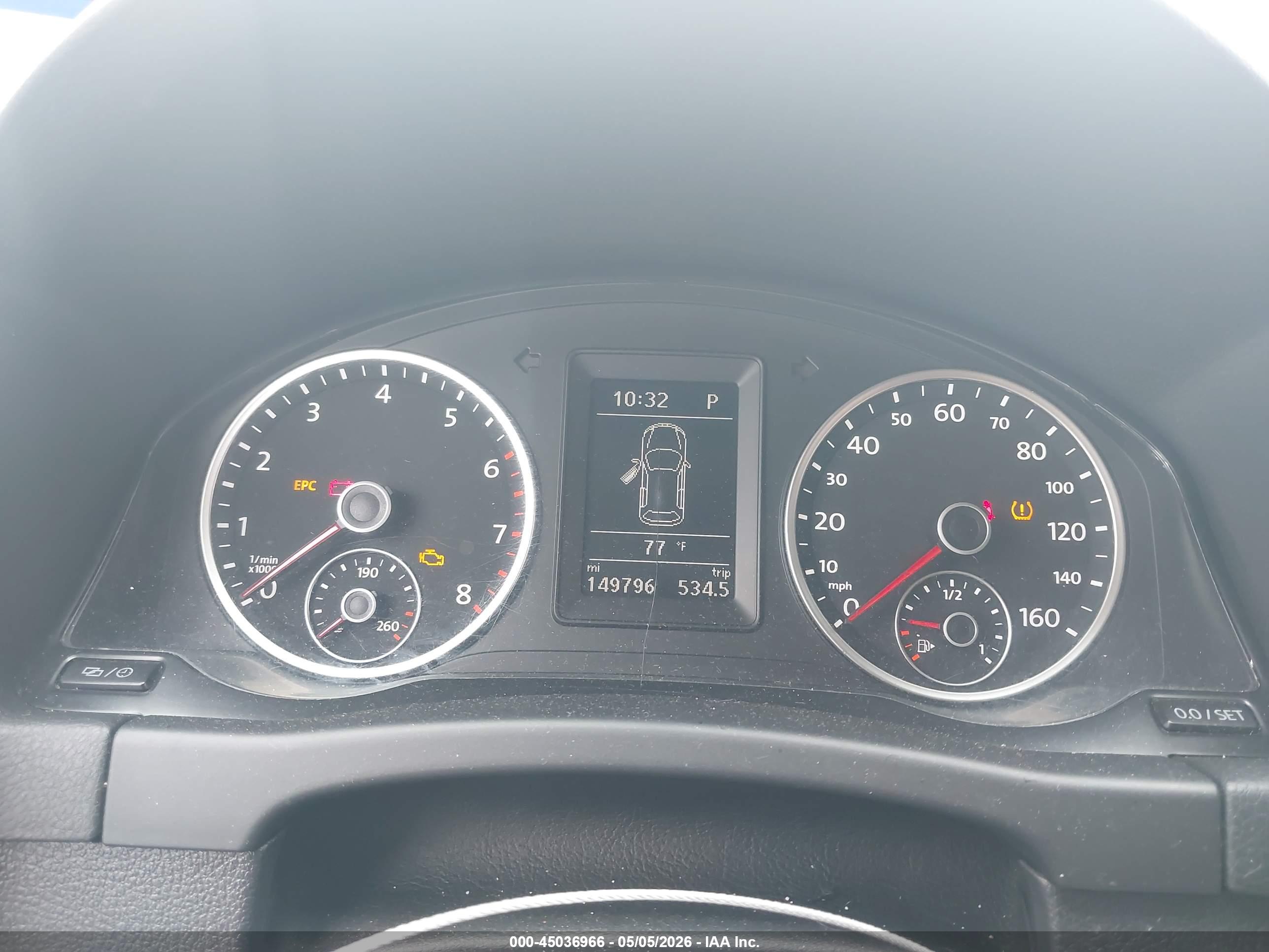 VOLKSWAGEN TIGUAN image 7