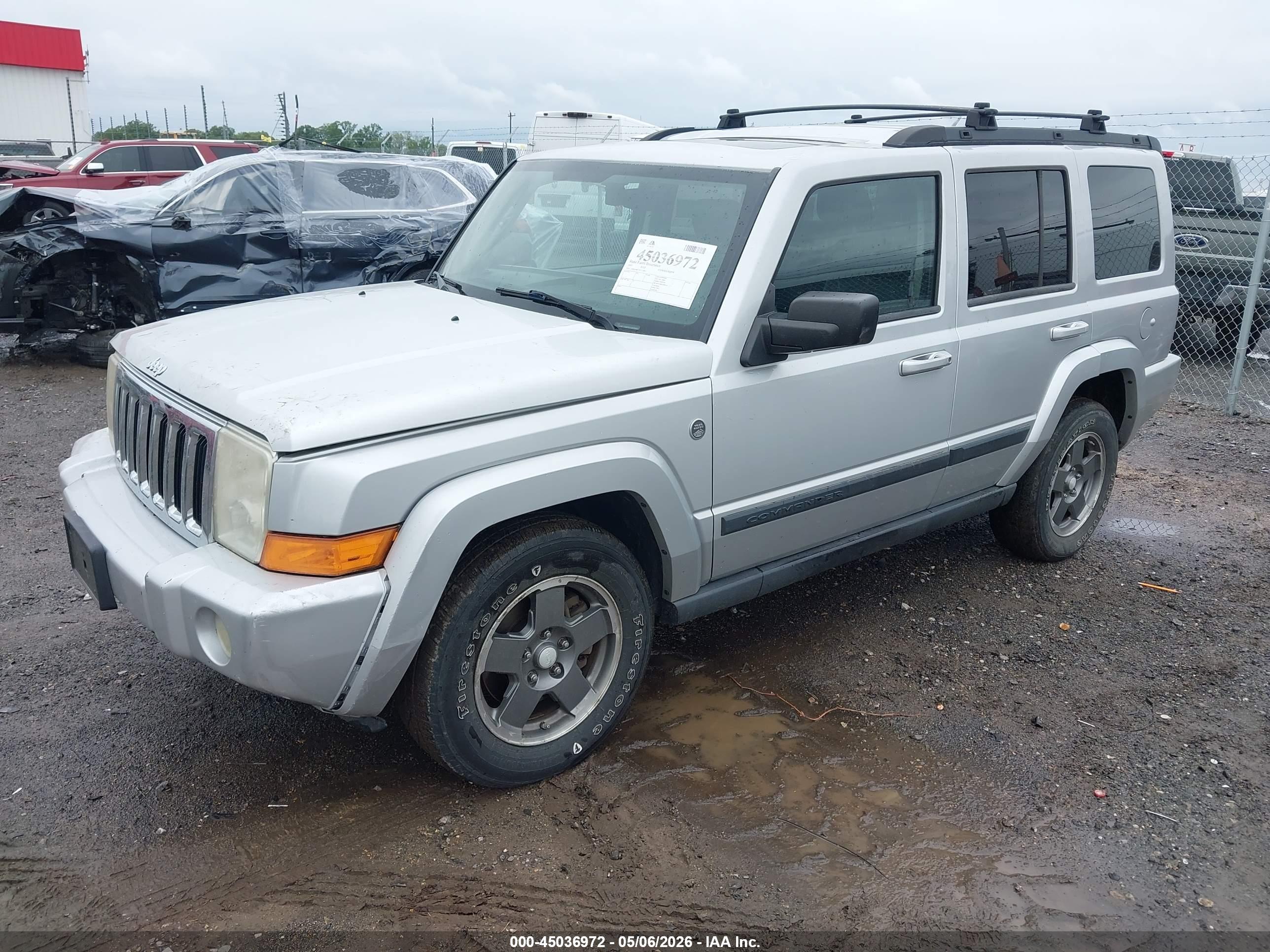 JEEP COMMANDER image 2