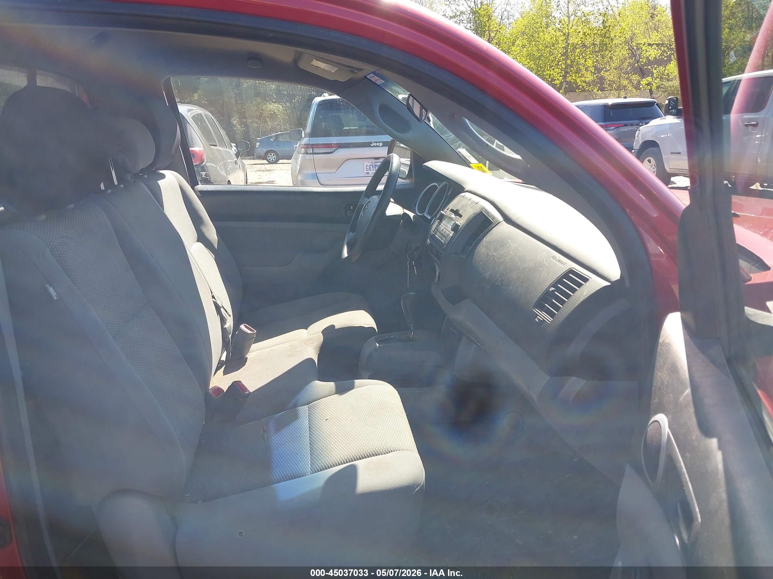 TOYOTA TACOMA image 5