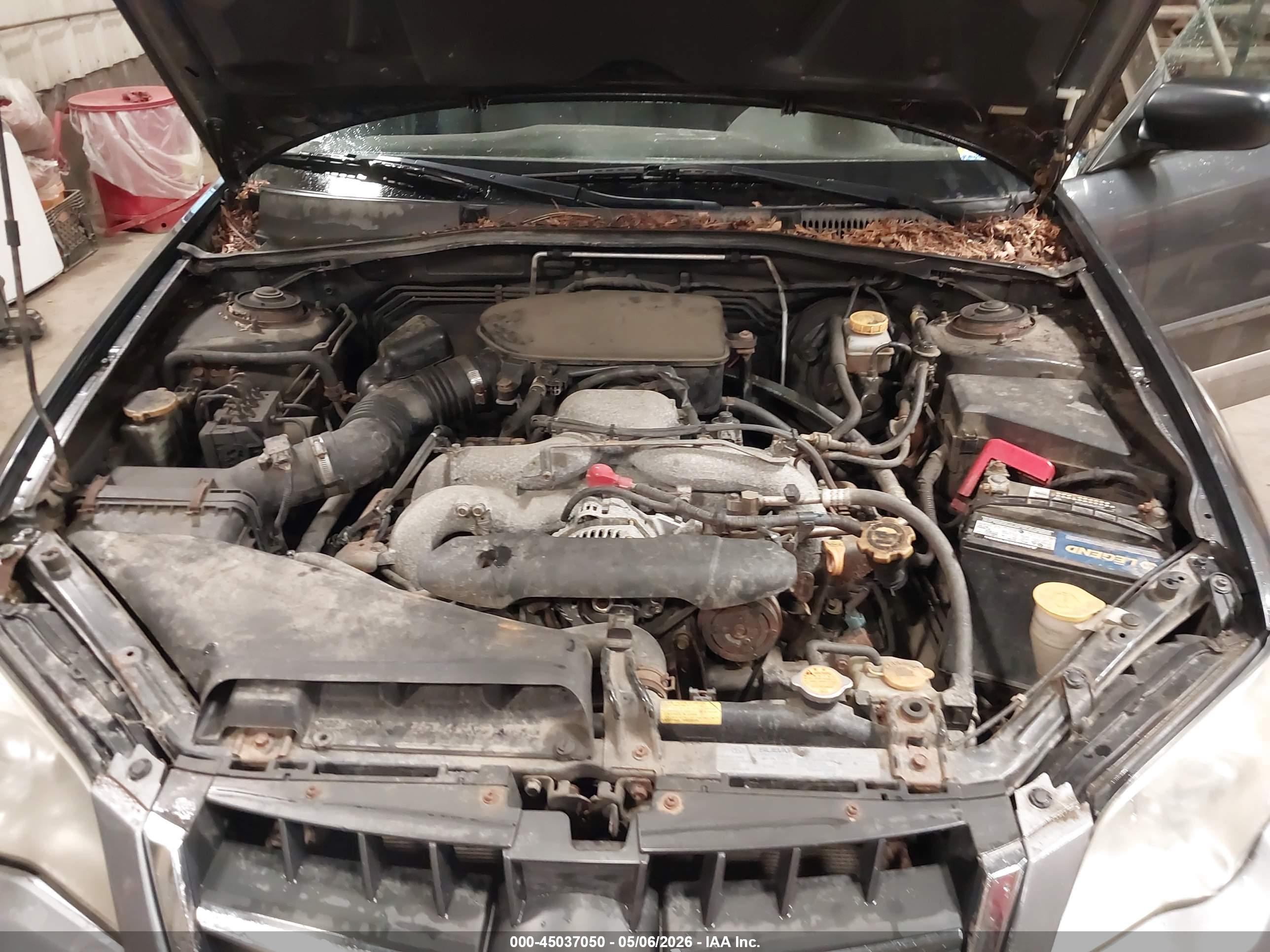 SUBARU OUTBACK image 10