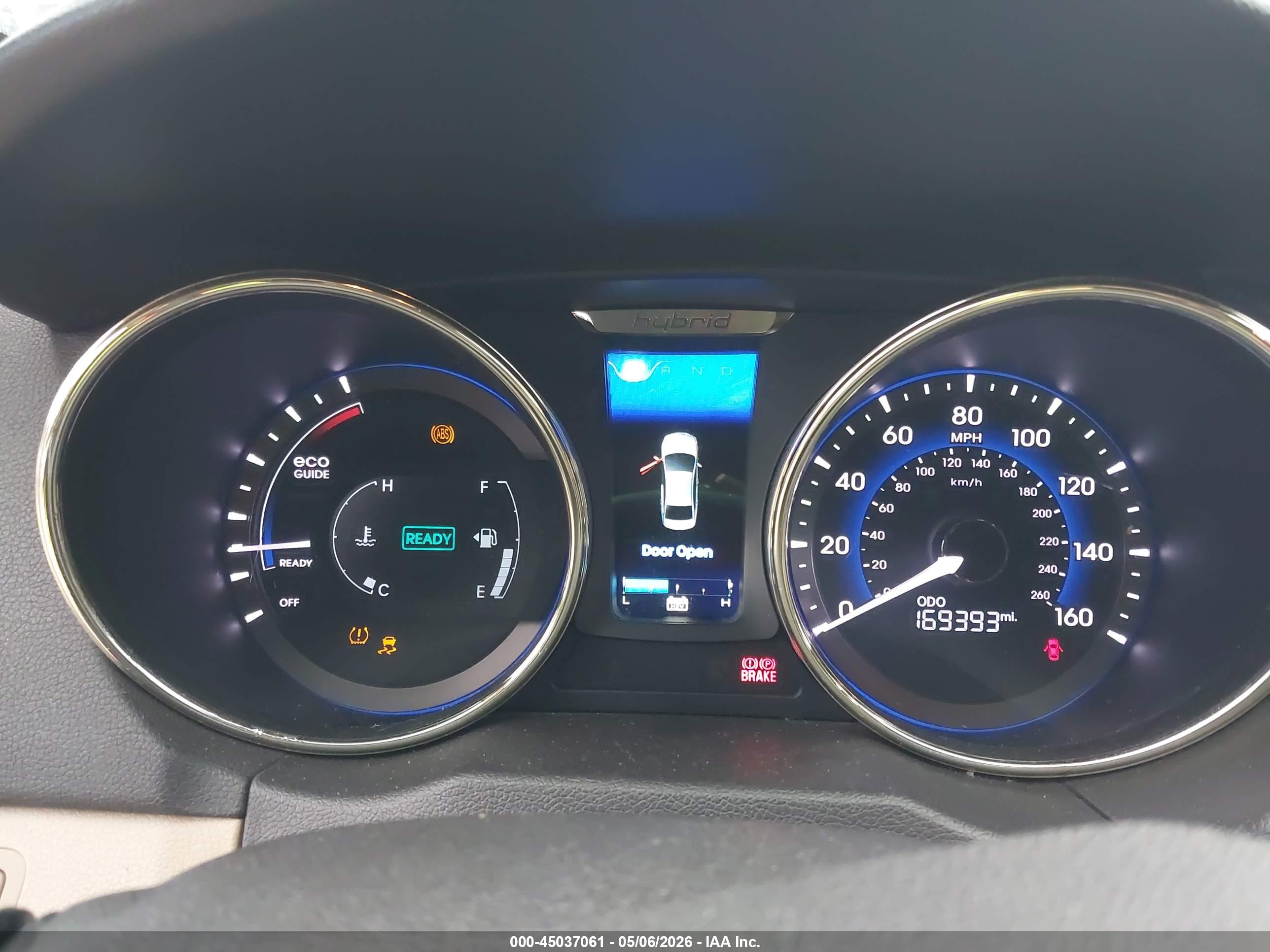 HYUNDAI SONATA image 7