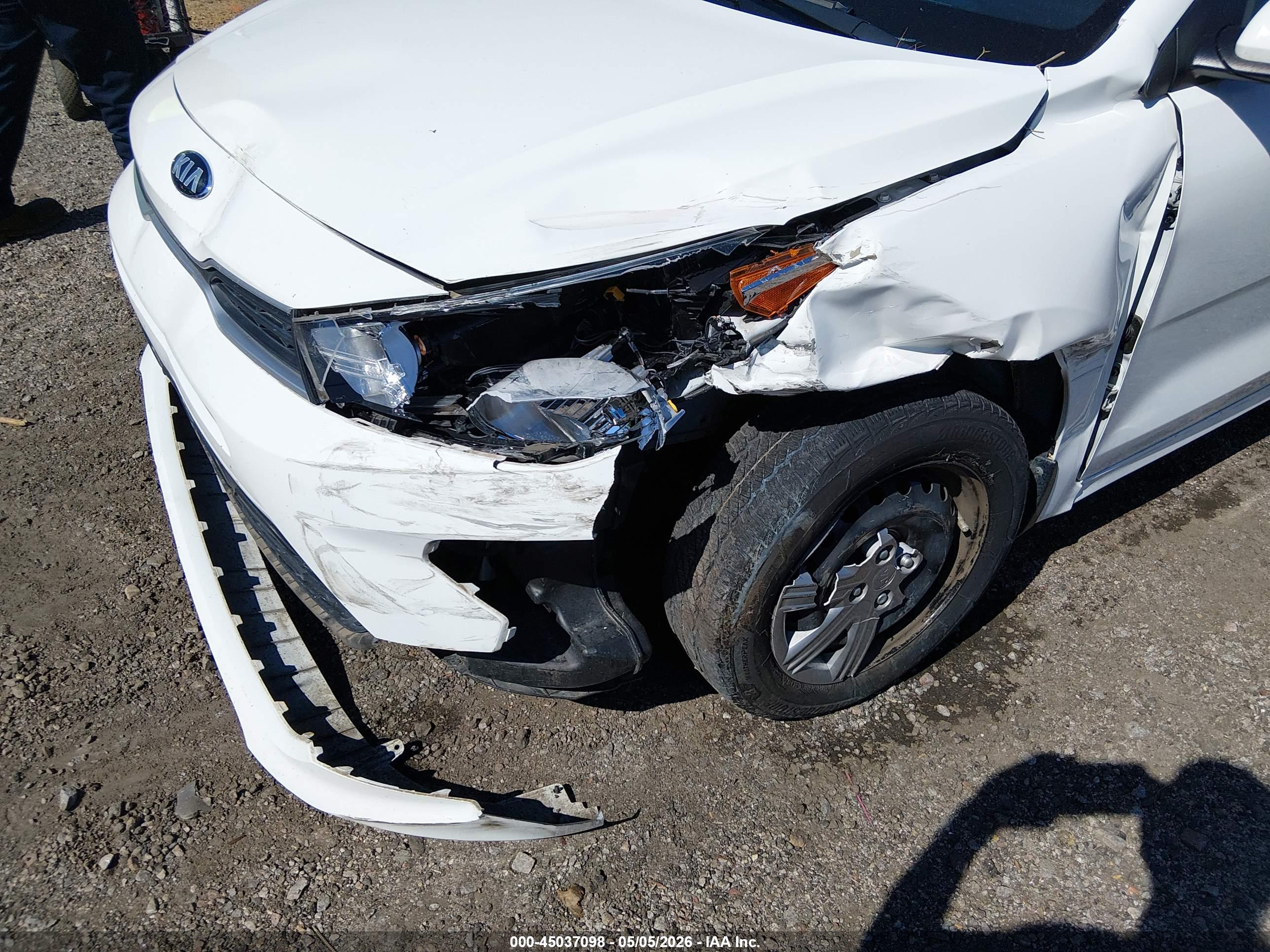 KIA RIO image 6