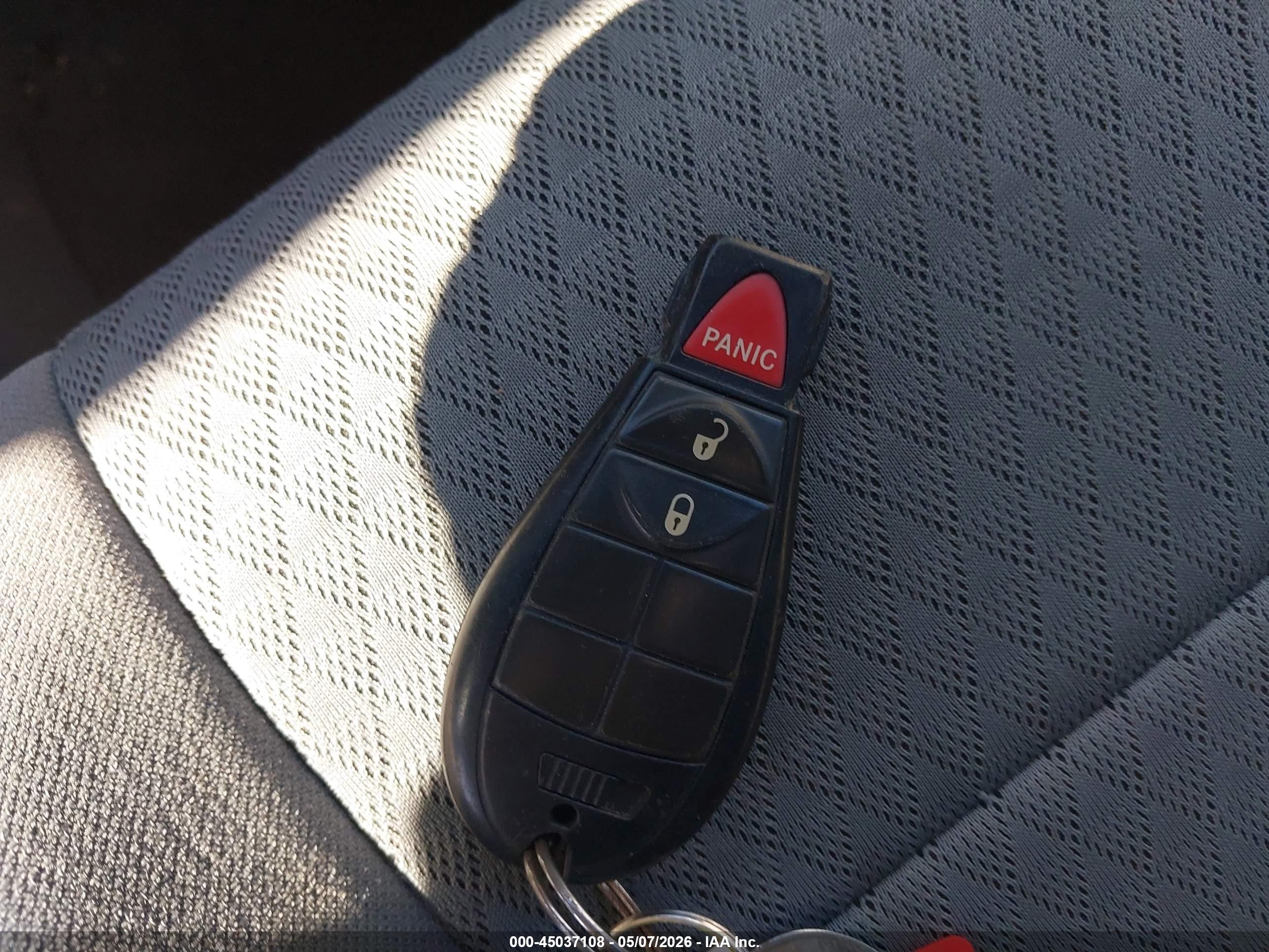 DODGE GRAND image 11