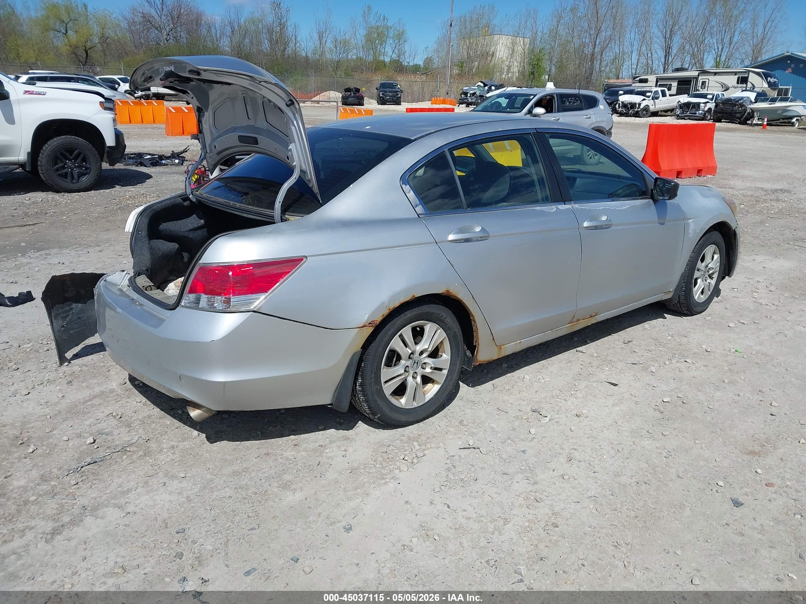 HONDA ACCORD image 4