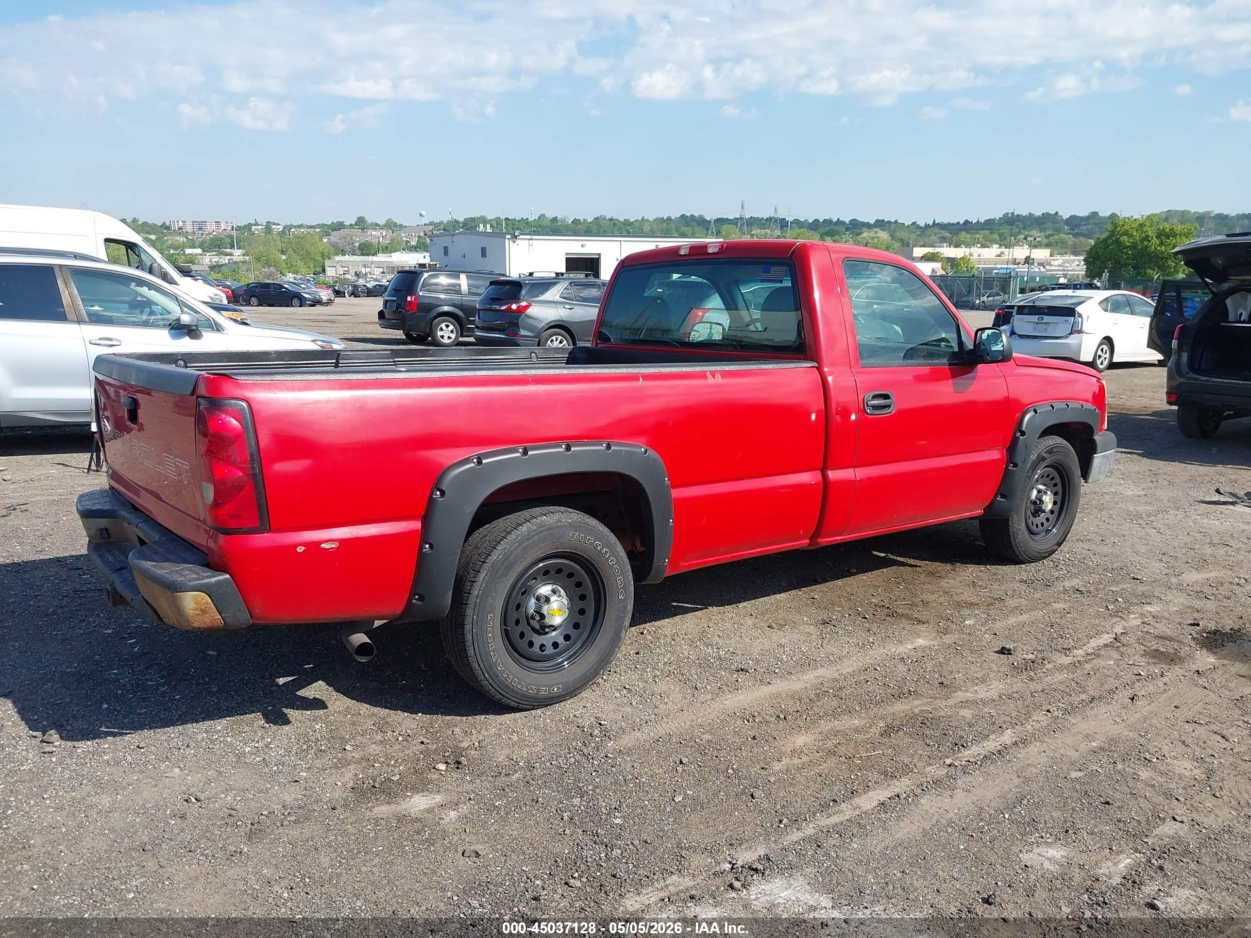 CHEVROLET SILVERADO image 4