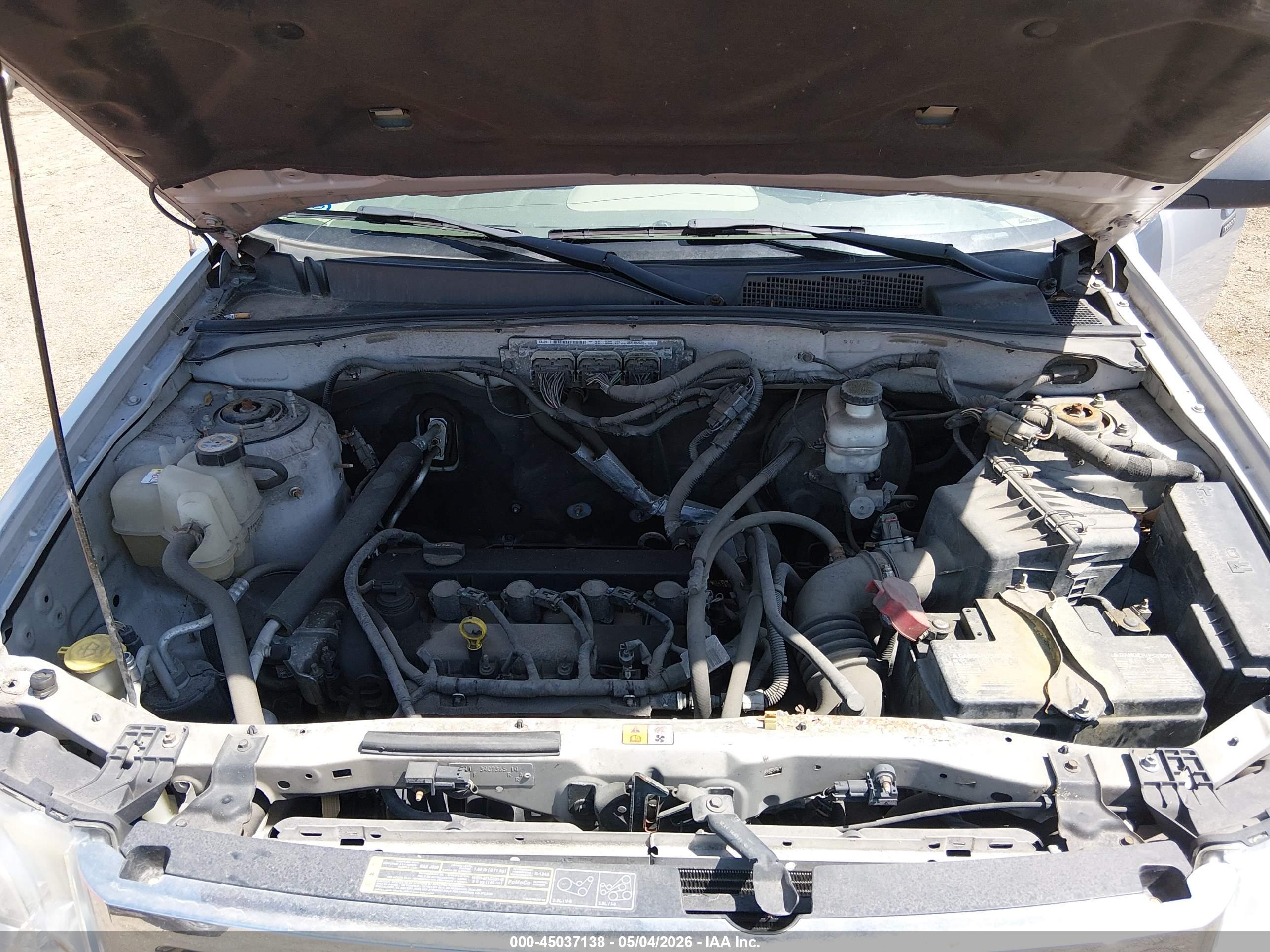 FORD ESCAPE image 10