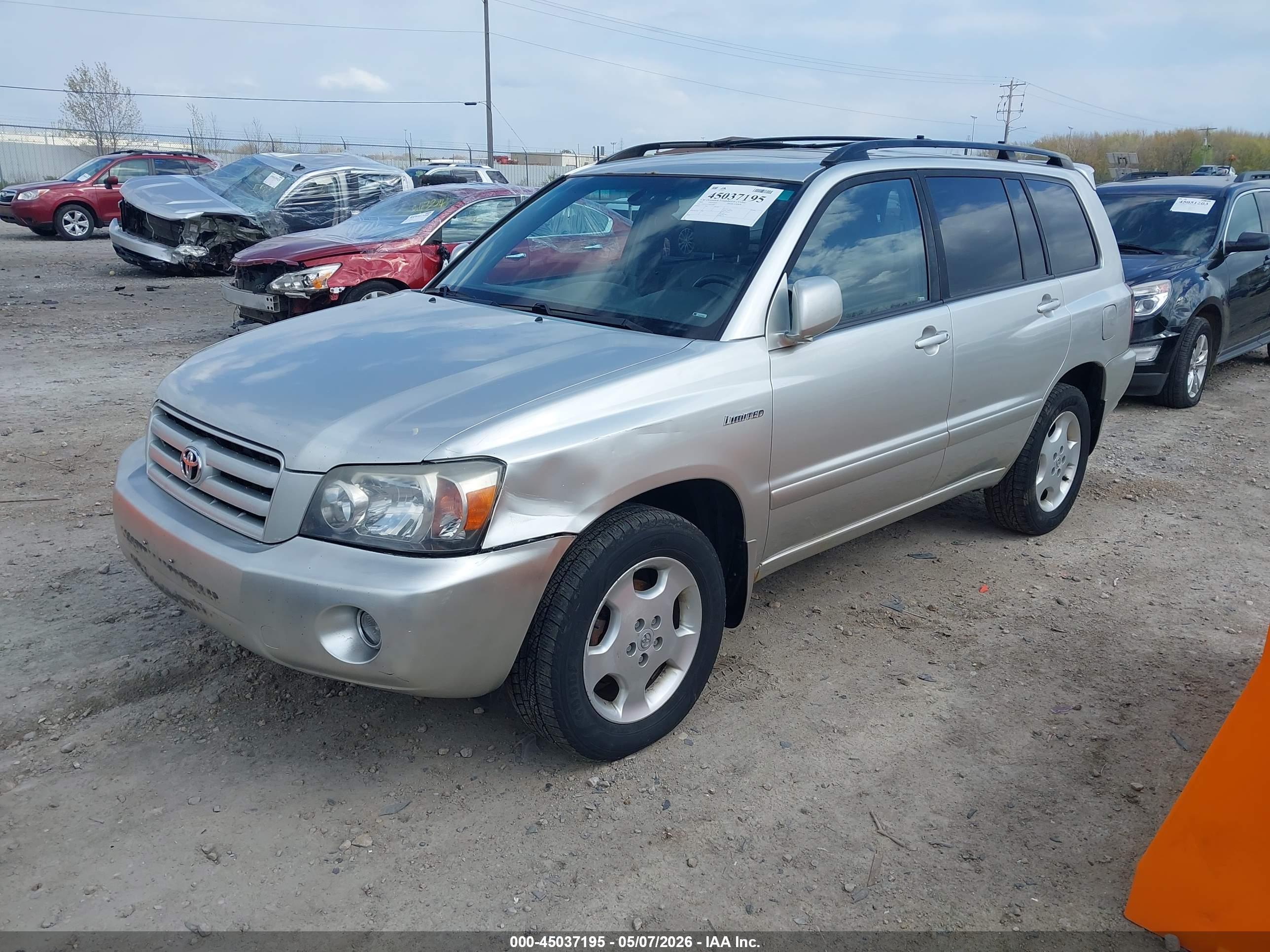 TOYOTA HIGHLANDER image 6