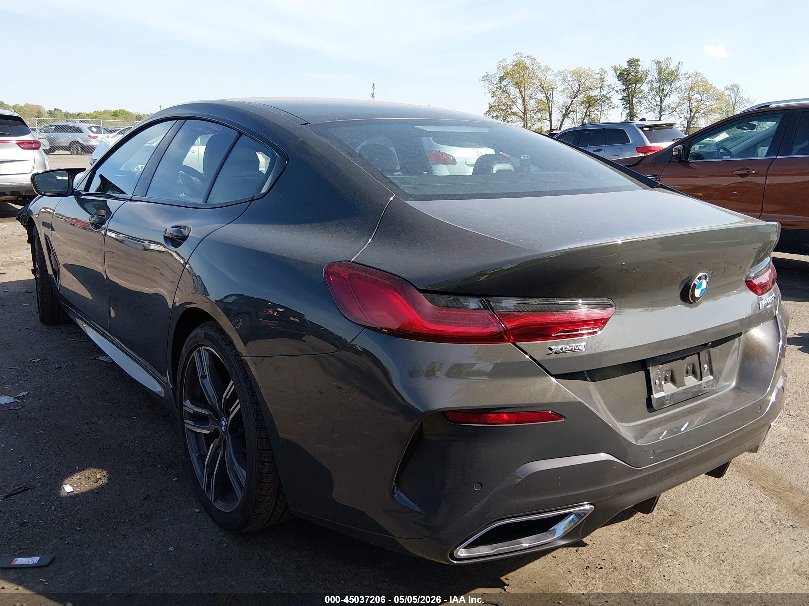 BMW M850I image 3