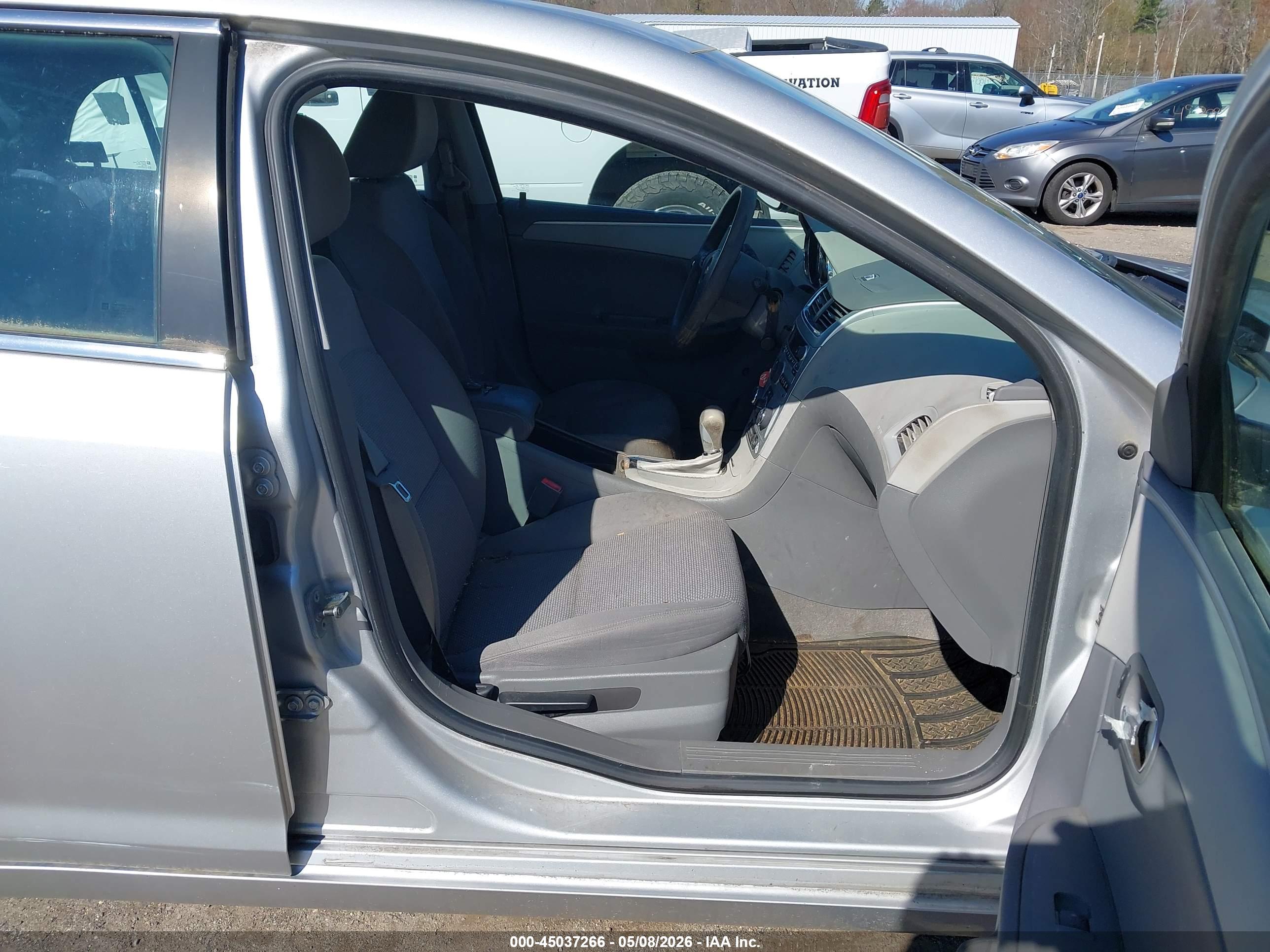 CHEVROLET MALIBU image 5