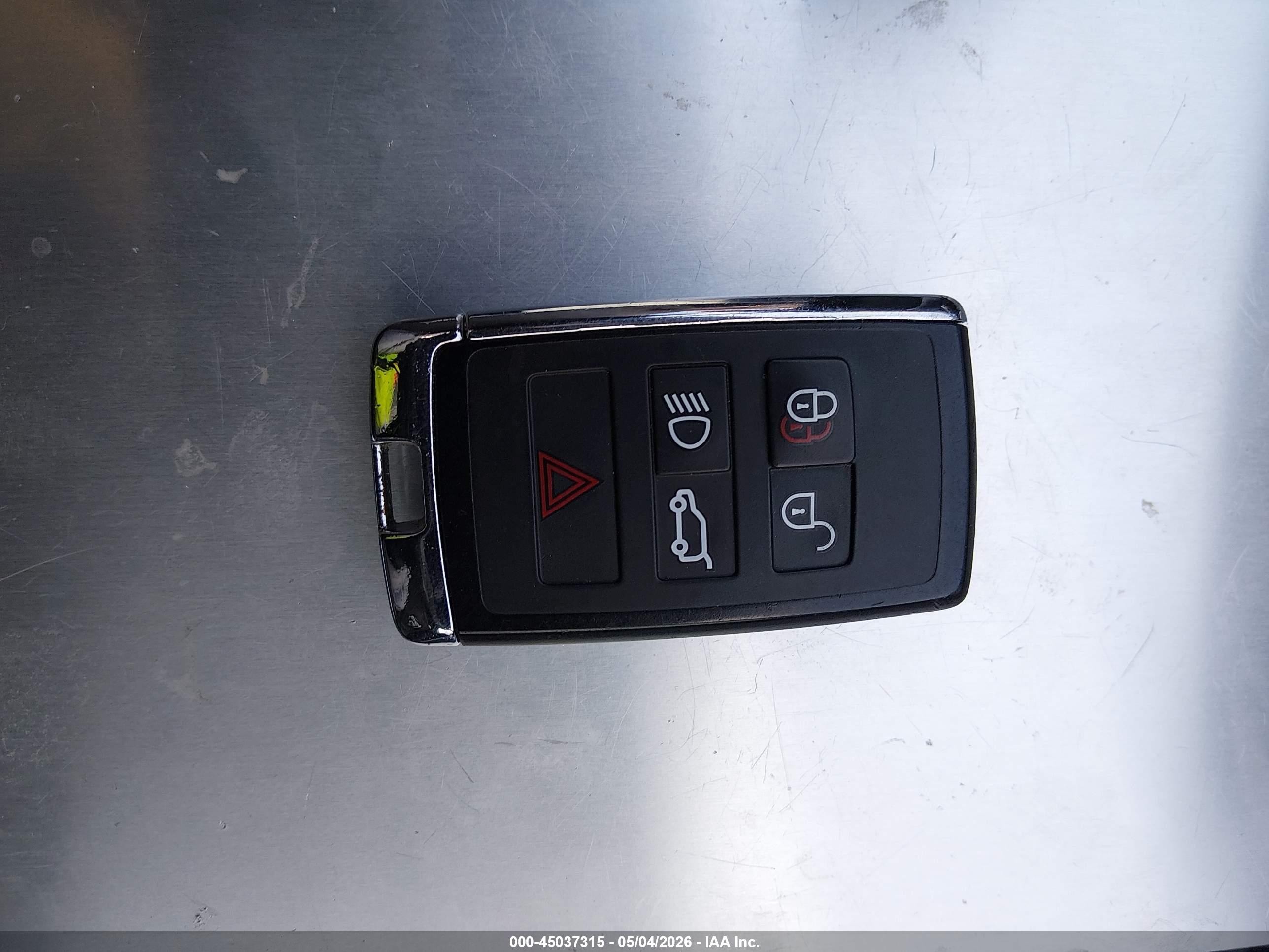 LAND ROVER image 11