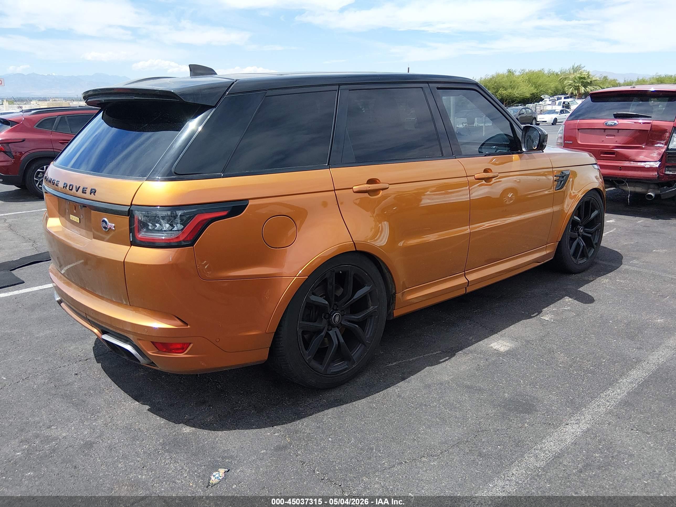 LAND ROVER image 4