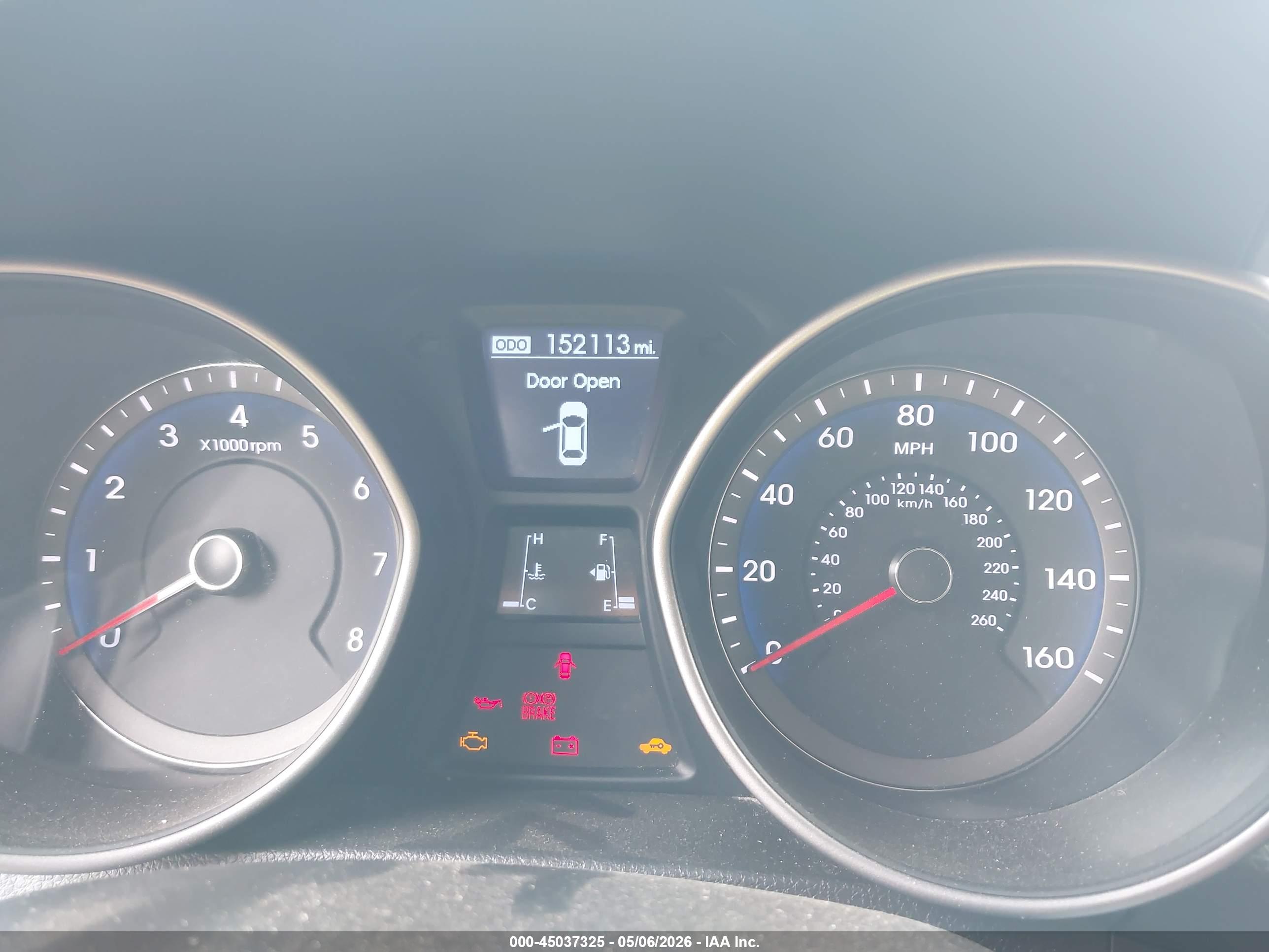 HYUNDAI ELANTRA image 7