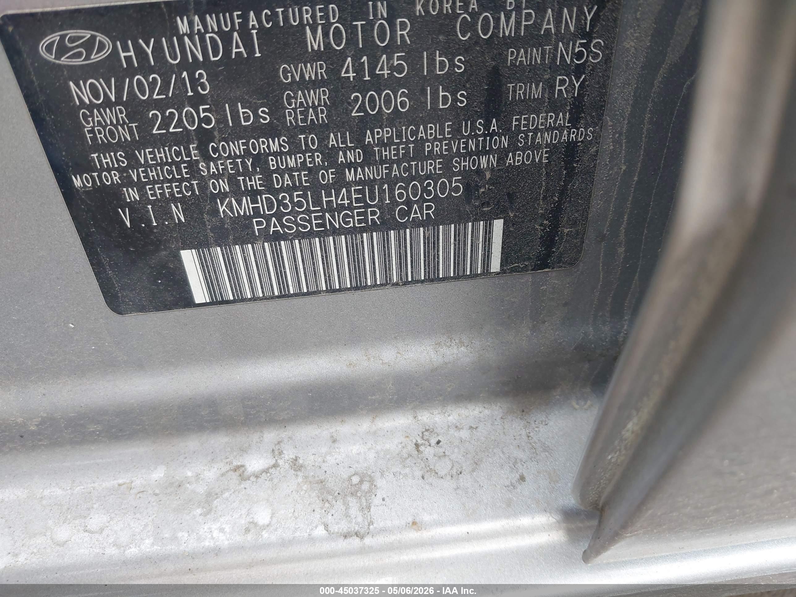 HYUNDAI ELANTRA image 9