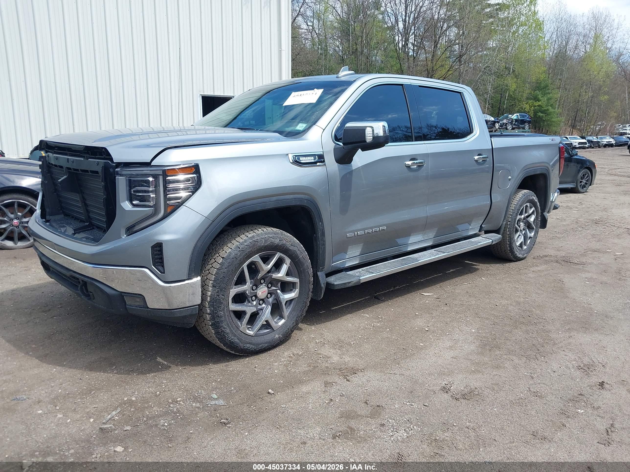 GMC SIERRA image 2