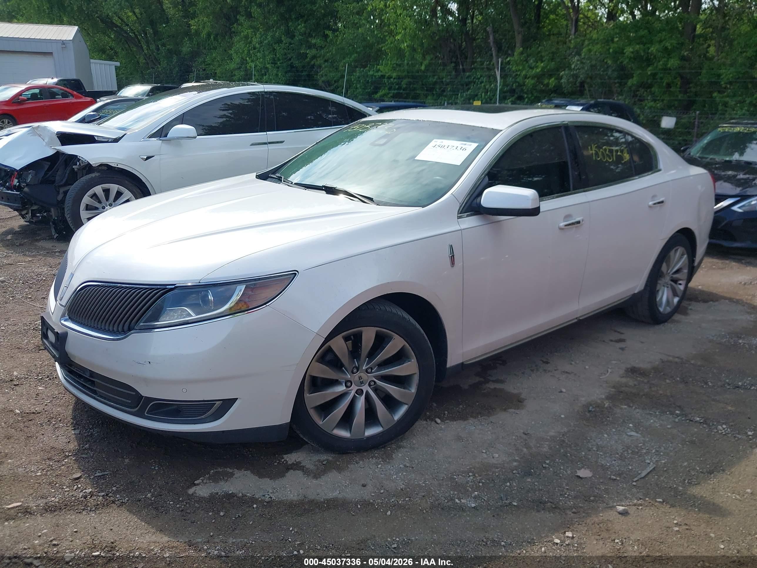 LINCOLN MKS image 6