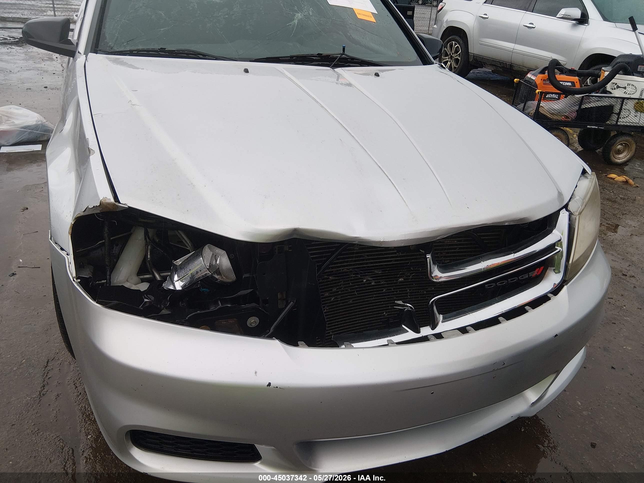 DODGE AVENGER image 6