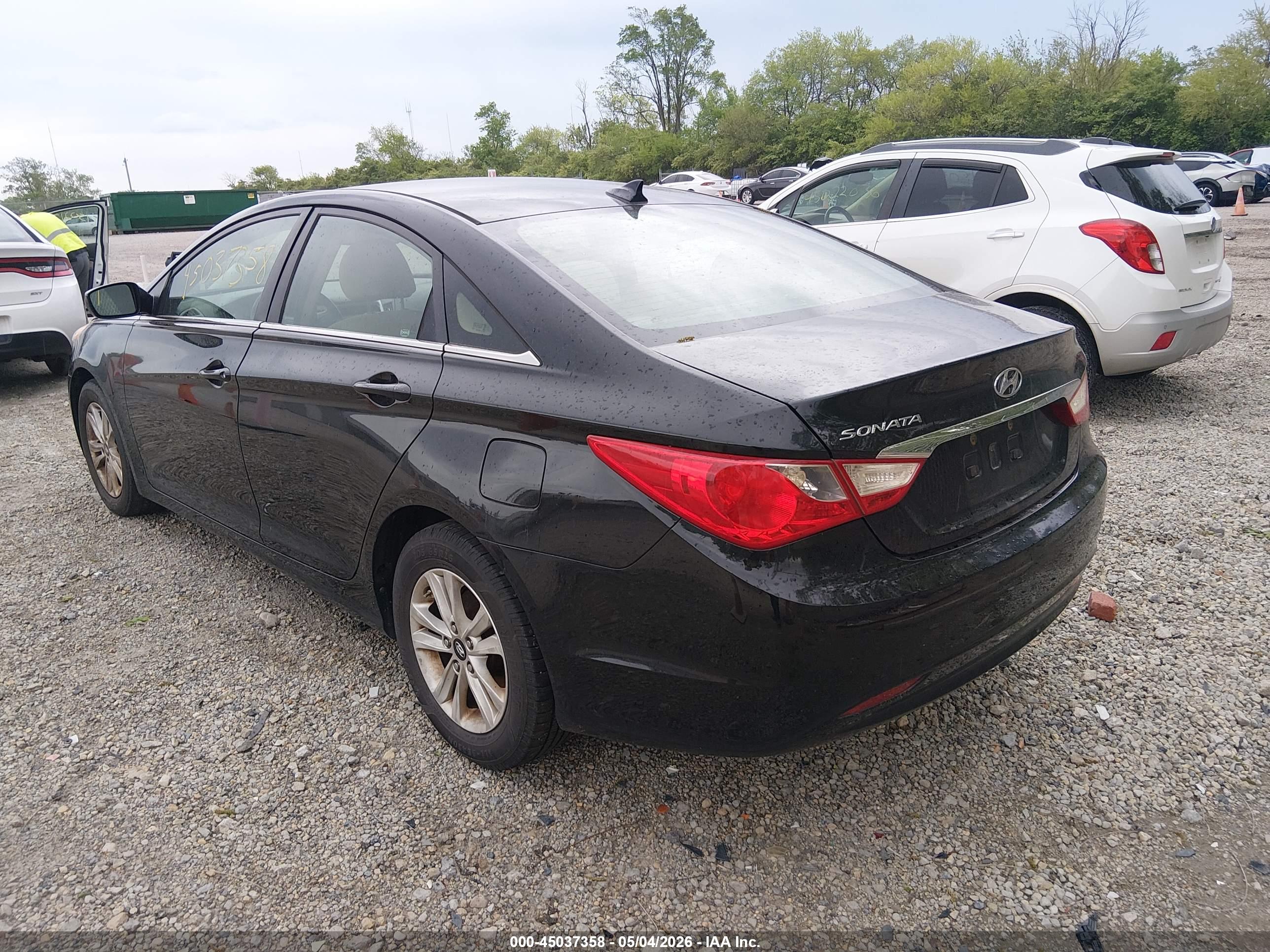 HYUNDAI SONATA image 3