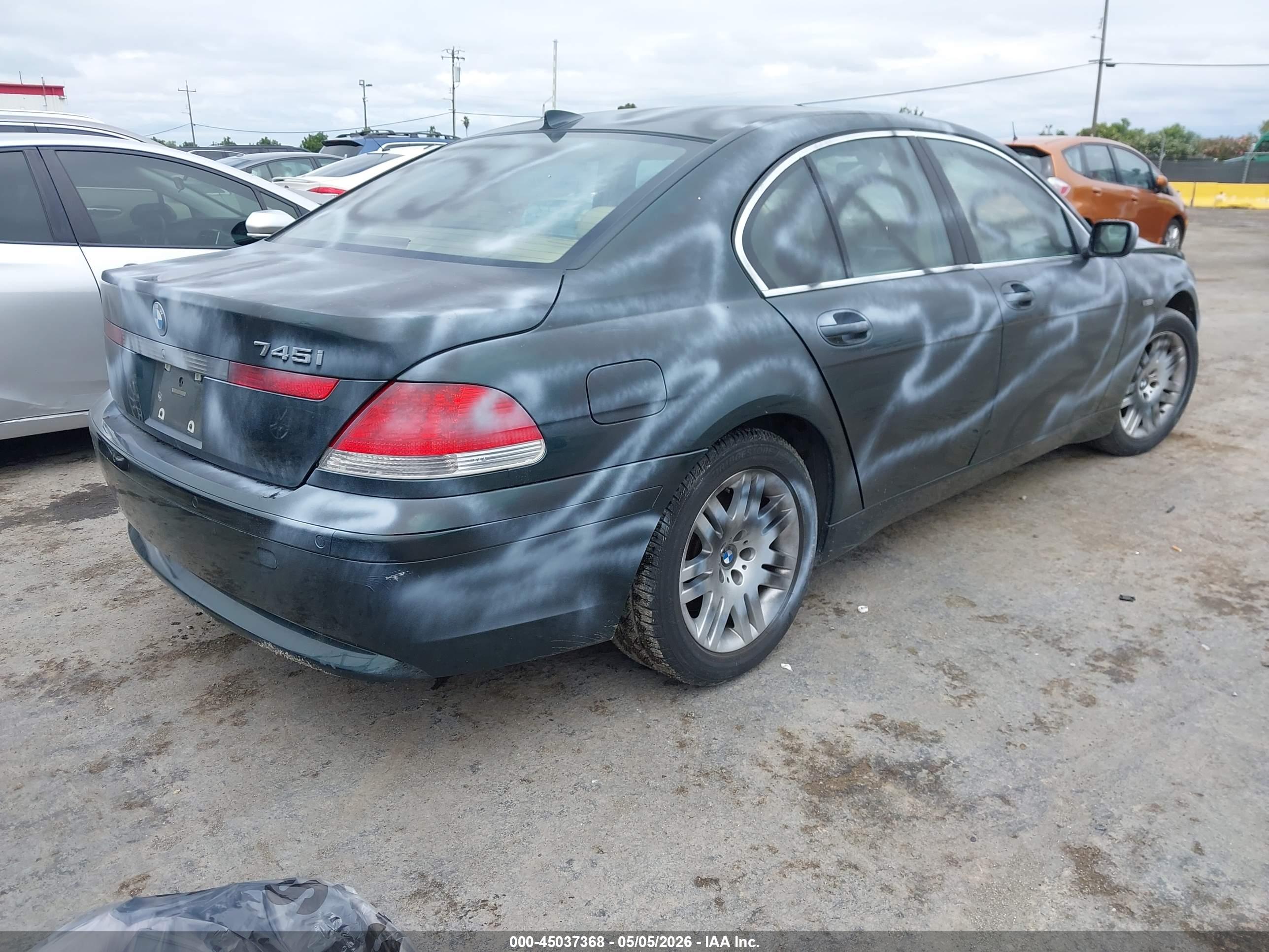 BMW 745I image 4