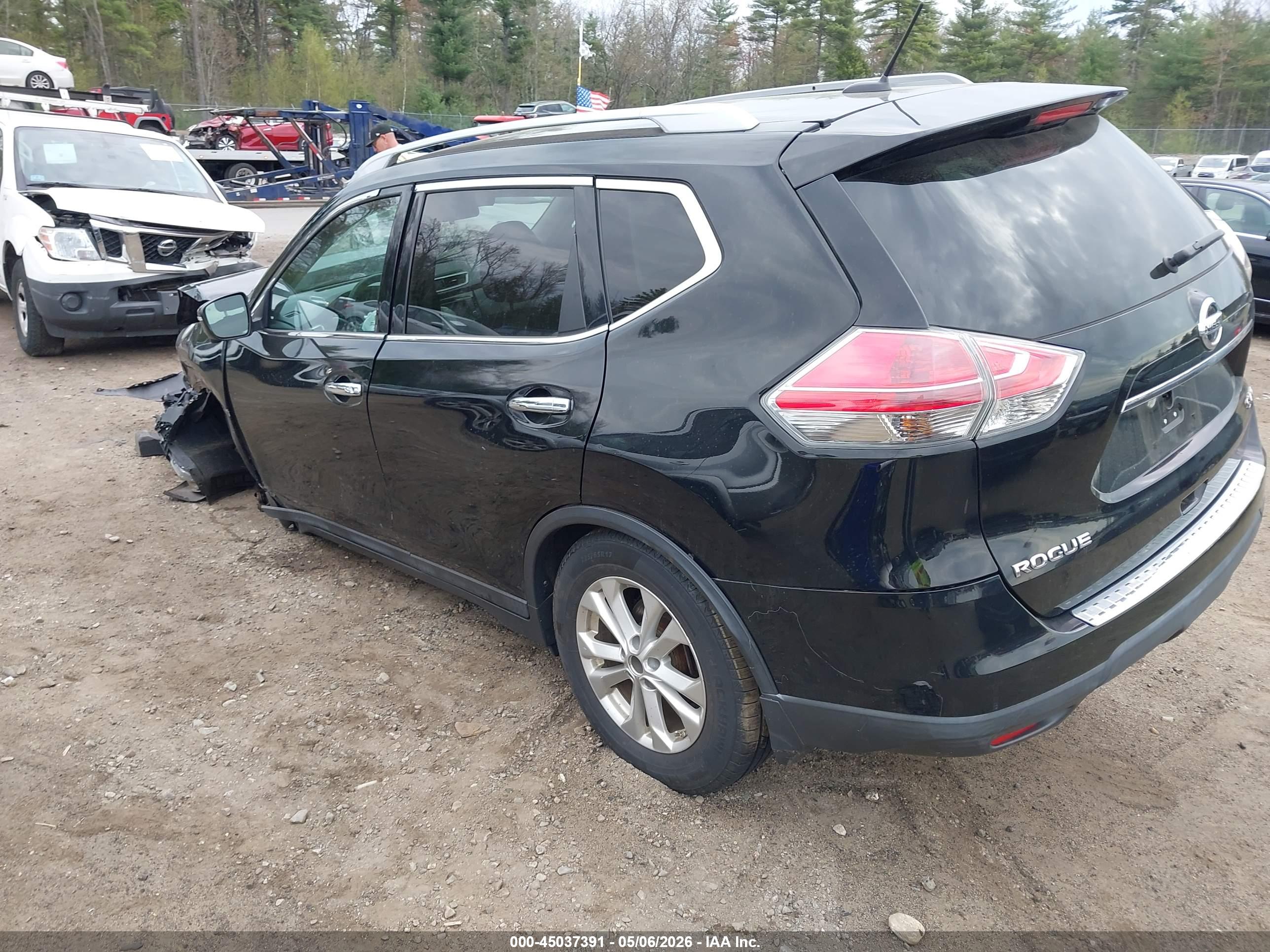NISSAN ROGUE image 3