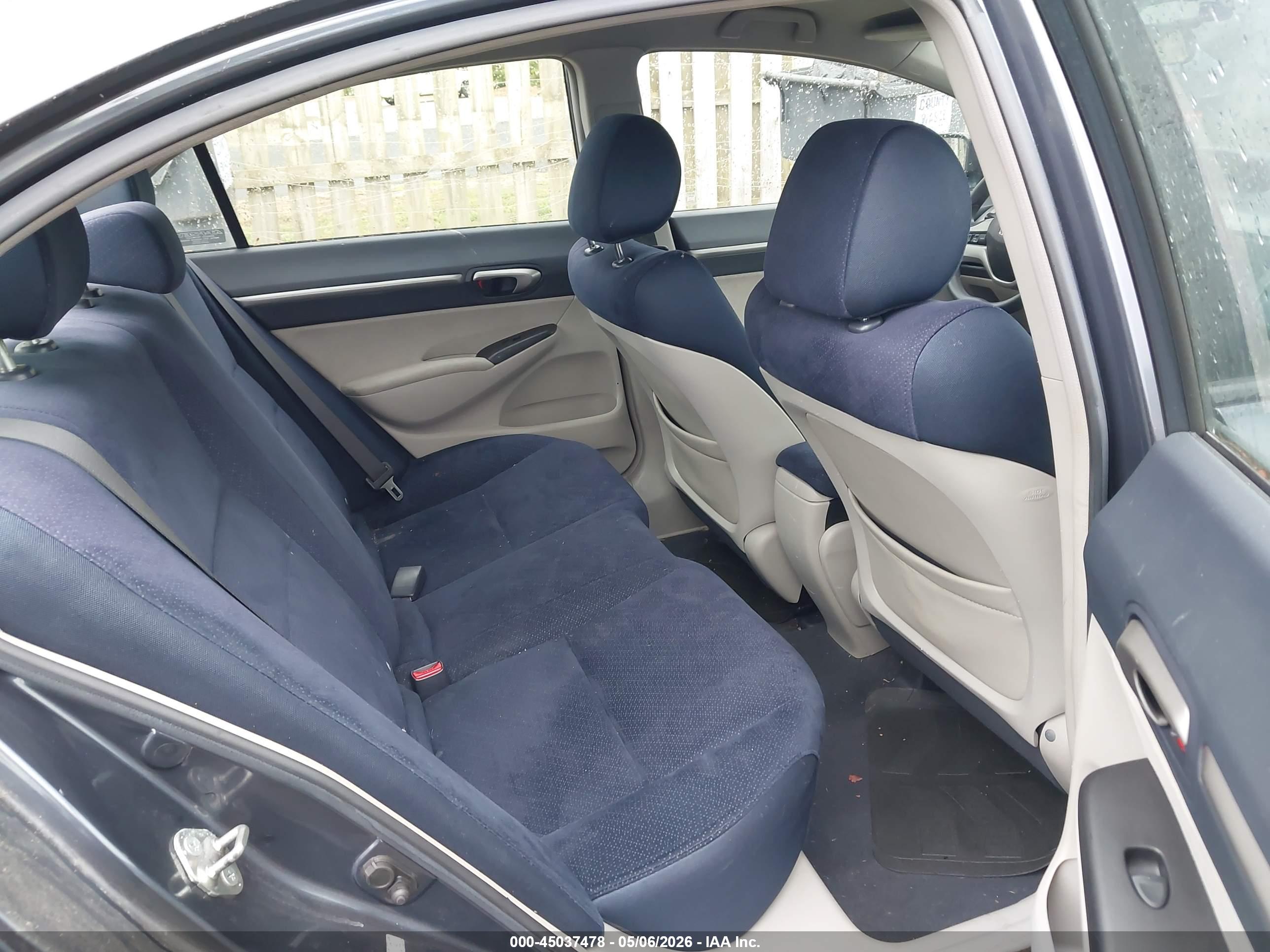 HONDA CIVIC image 8