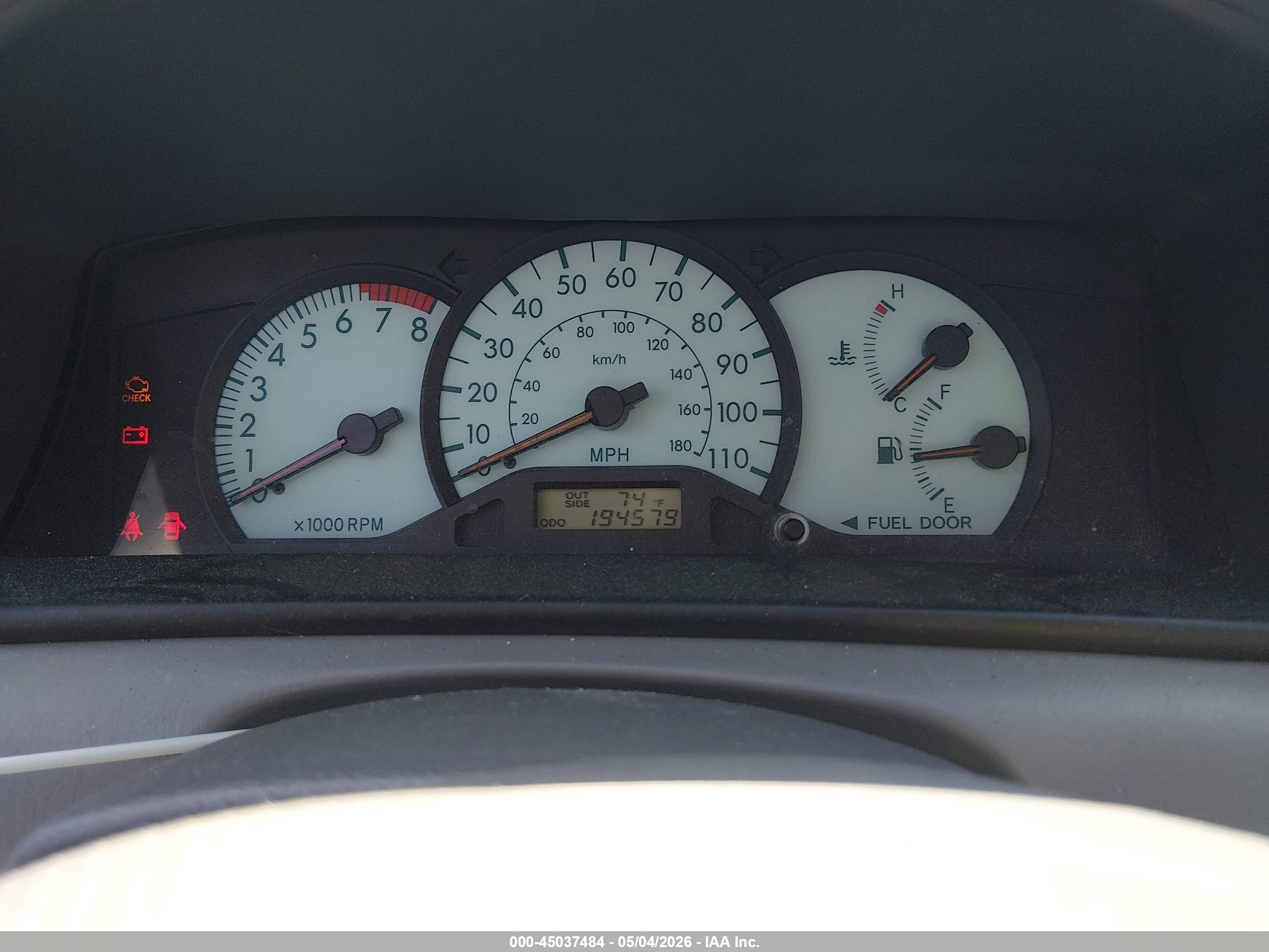 TOYOTA COROLLA image 7