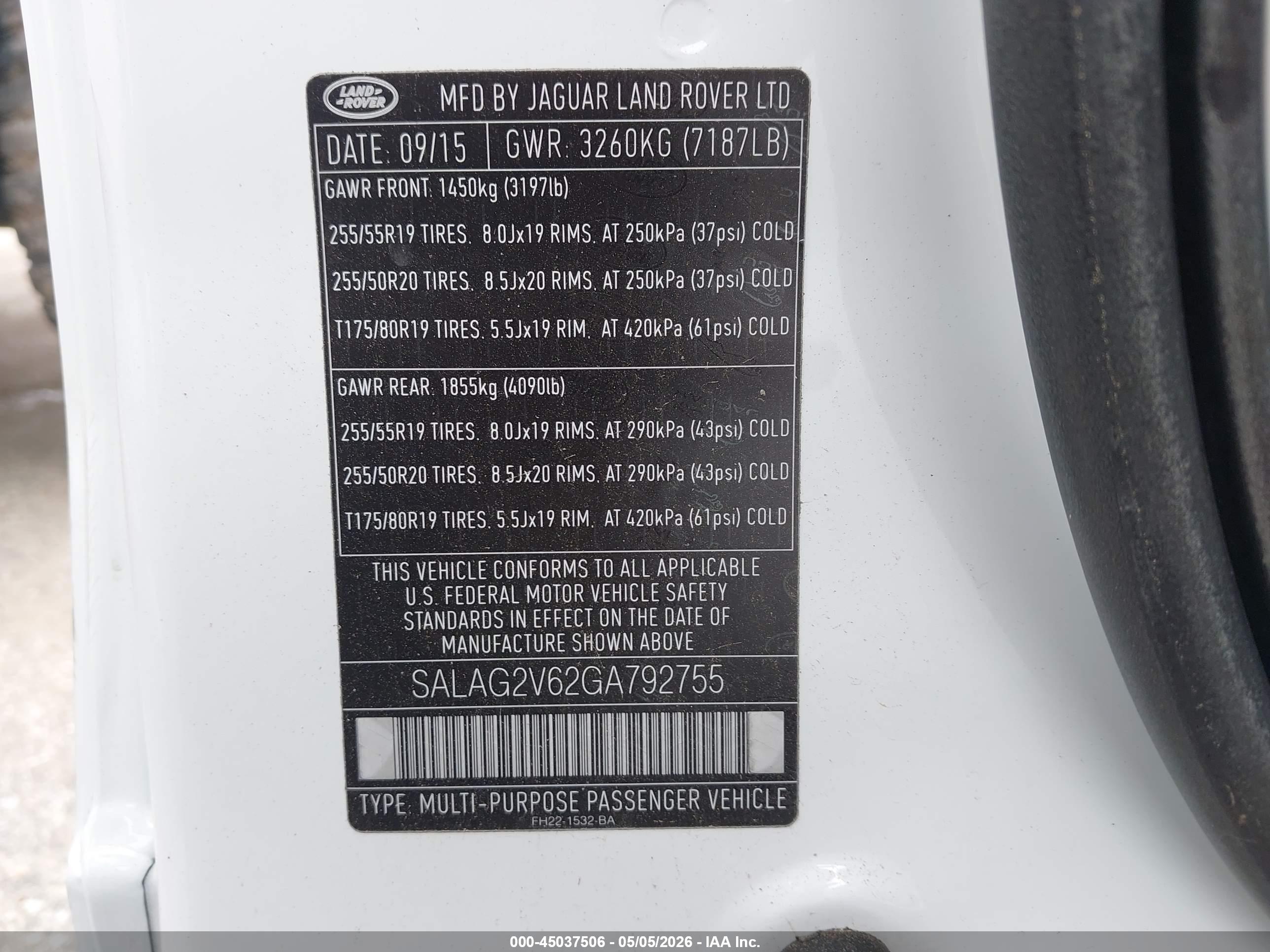LAND ROVER image 9