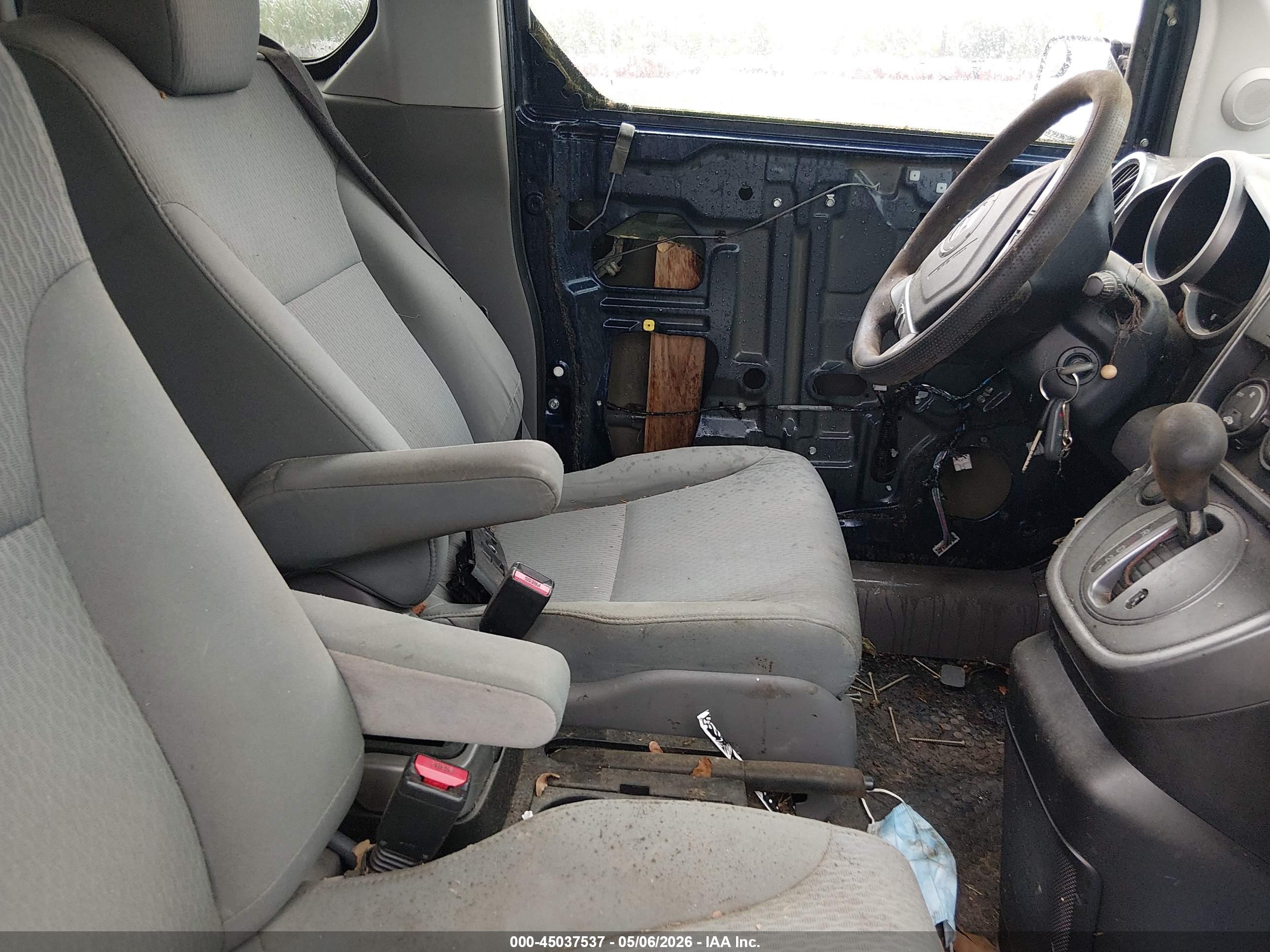 HONDA ELEMENT image 5