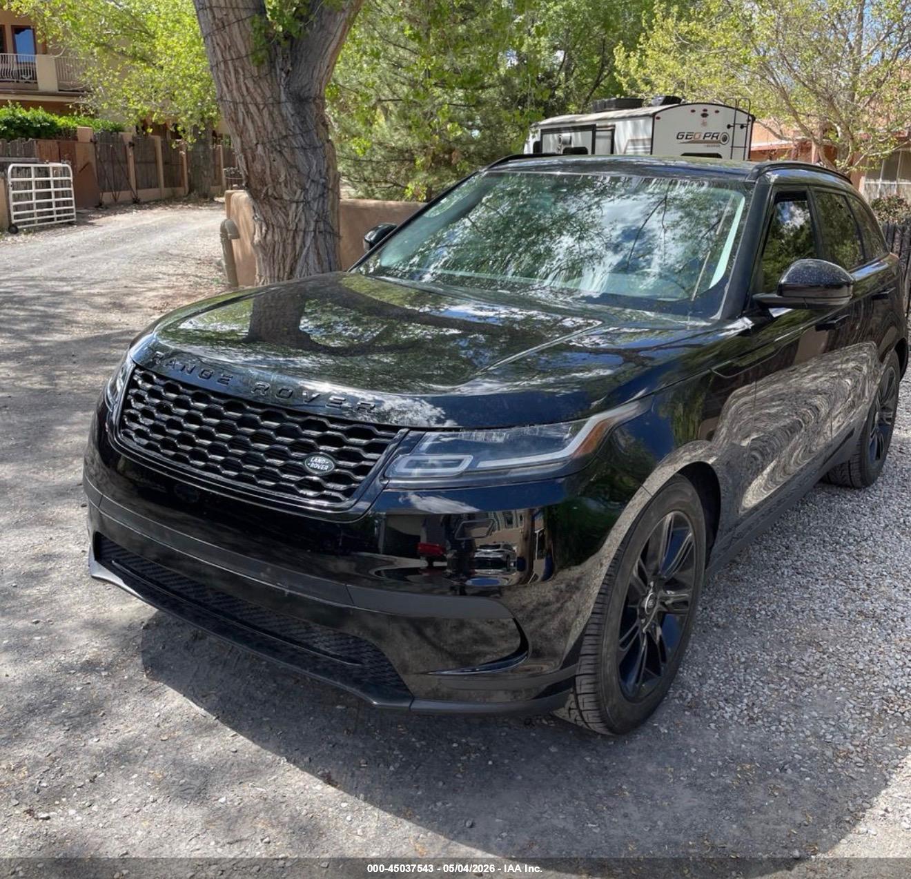 LAND ROVER image 2