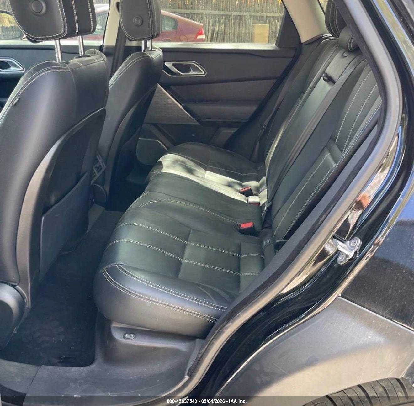 LAND ROVER image 8