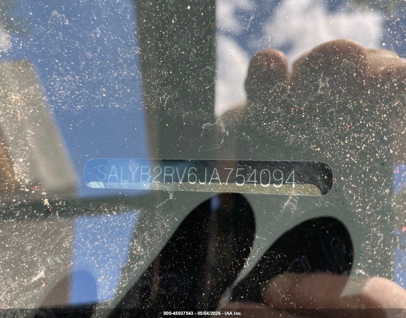 LAND ROVER image 9