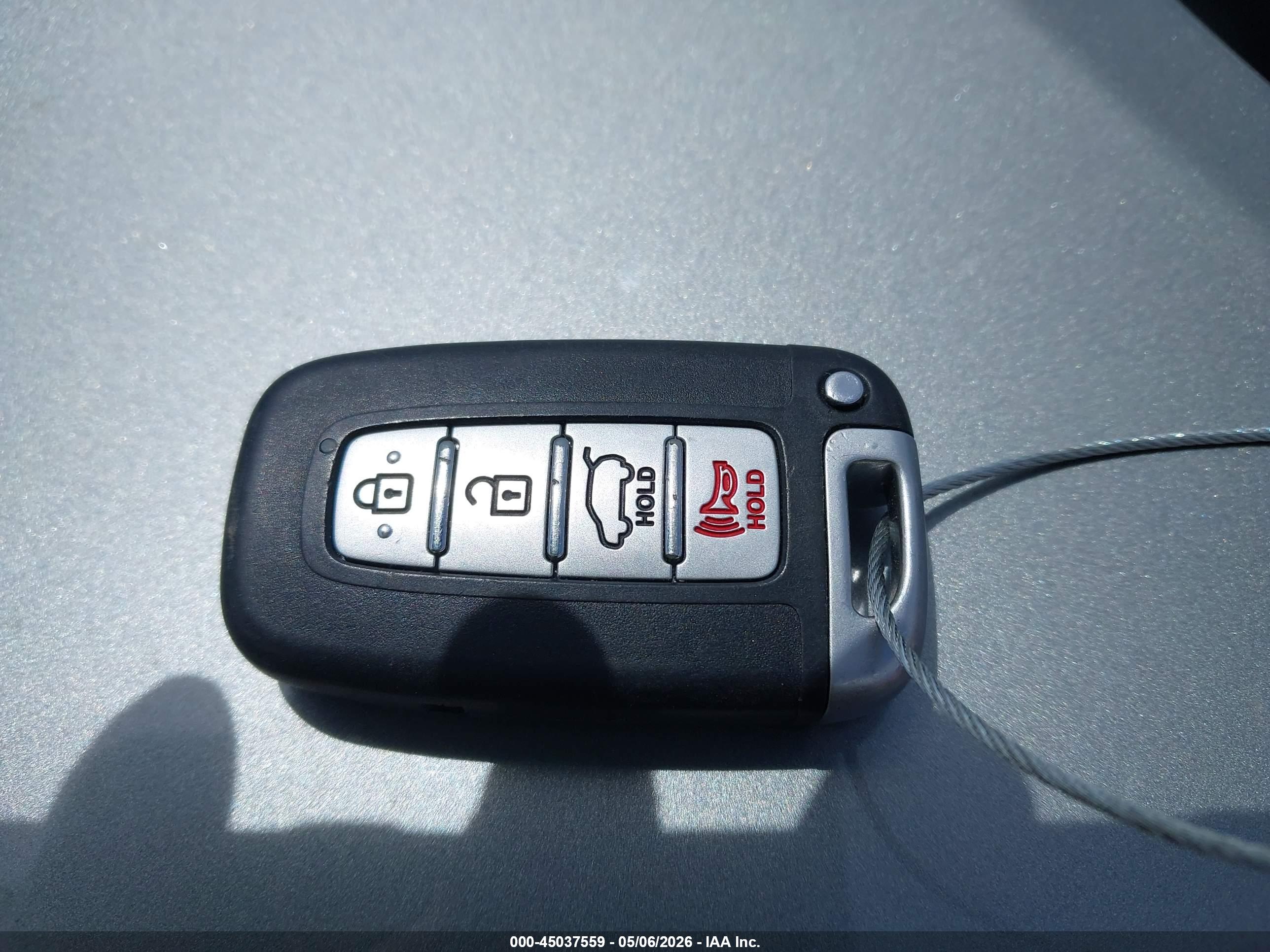 HYUNDAI ELANTRA image 11