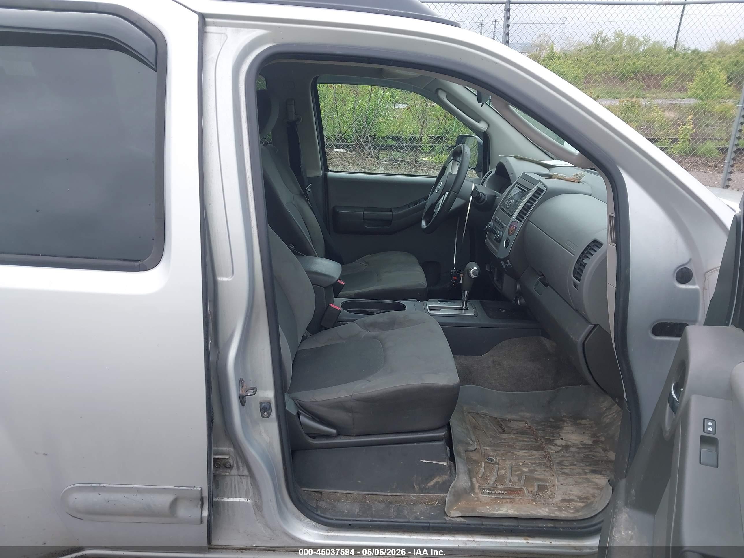 NISSAN XTERRA image 5