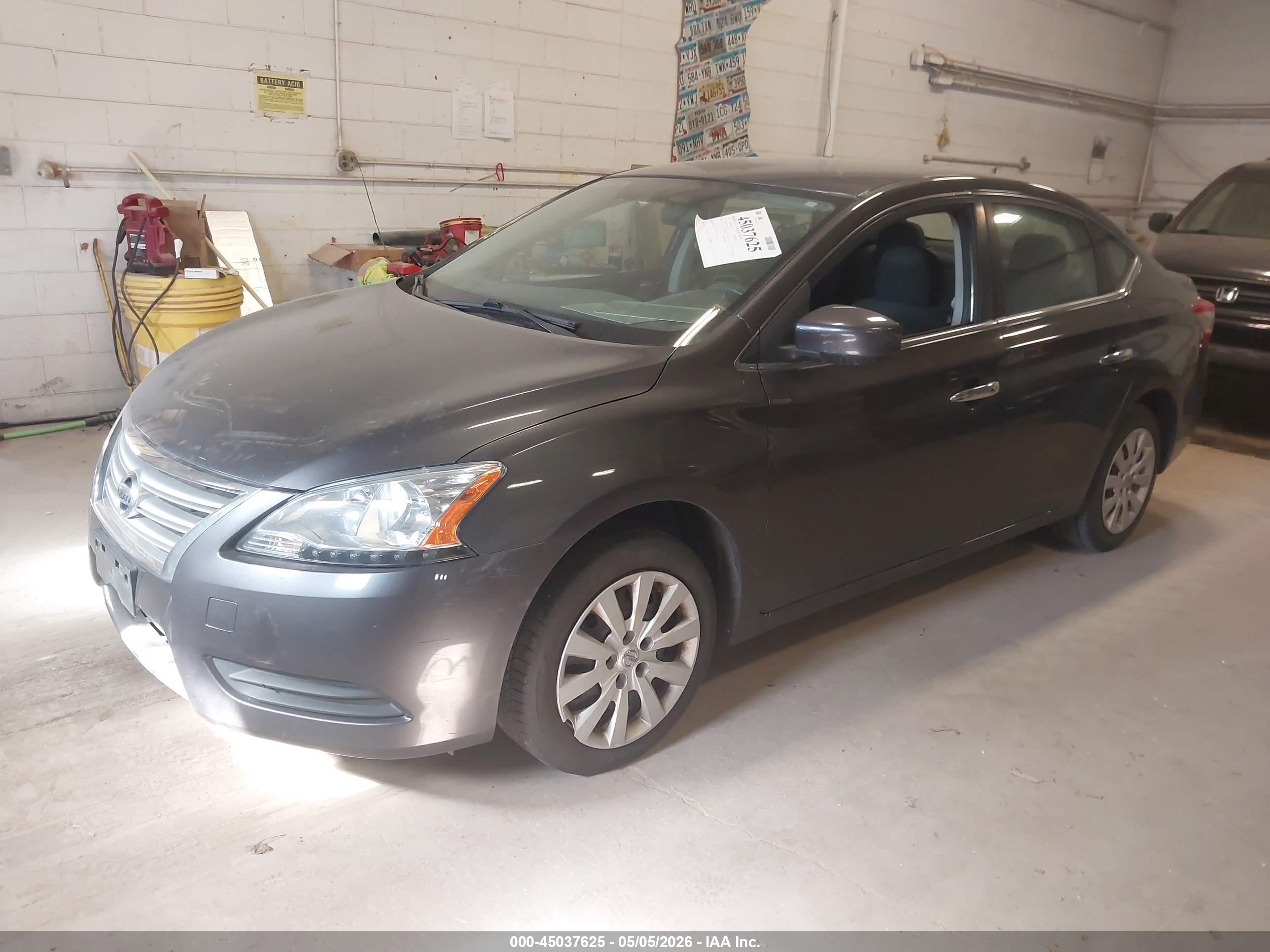 NISSAN SENTRA image 2