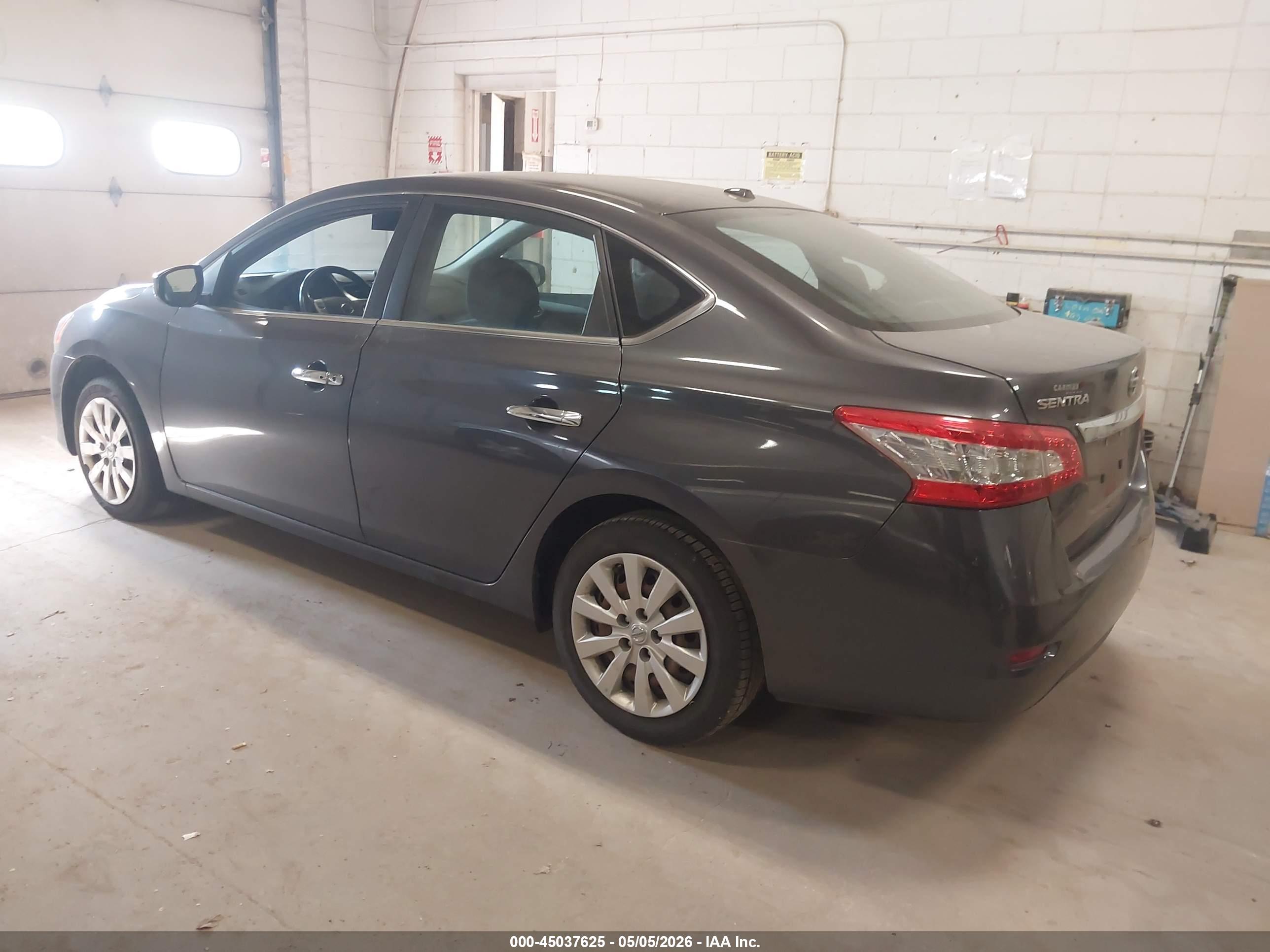 NISSAN SENTRA image 3
