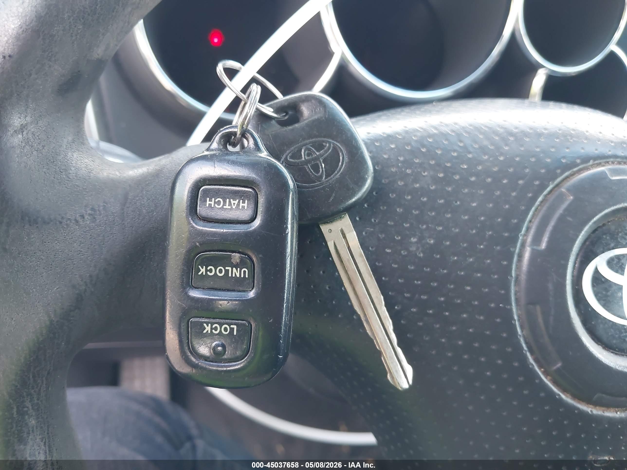TOYOTA MATRIX image 11