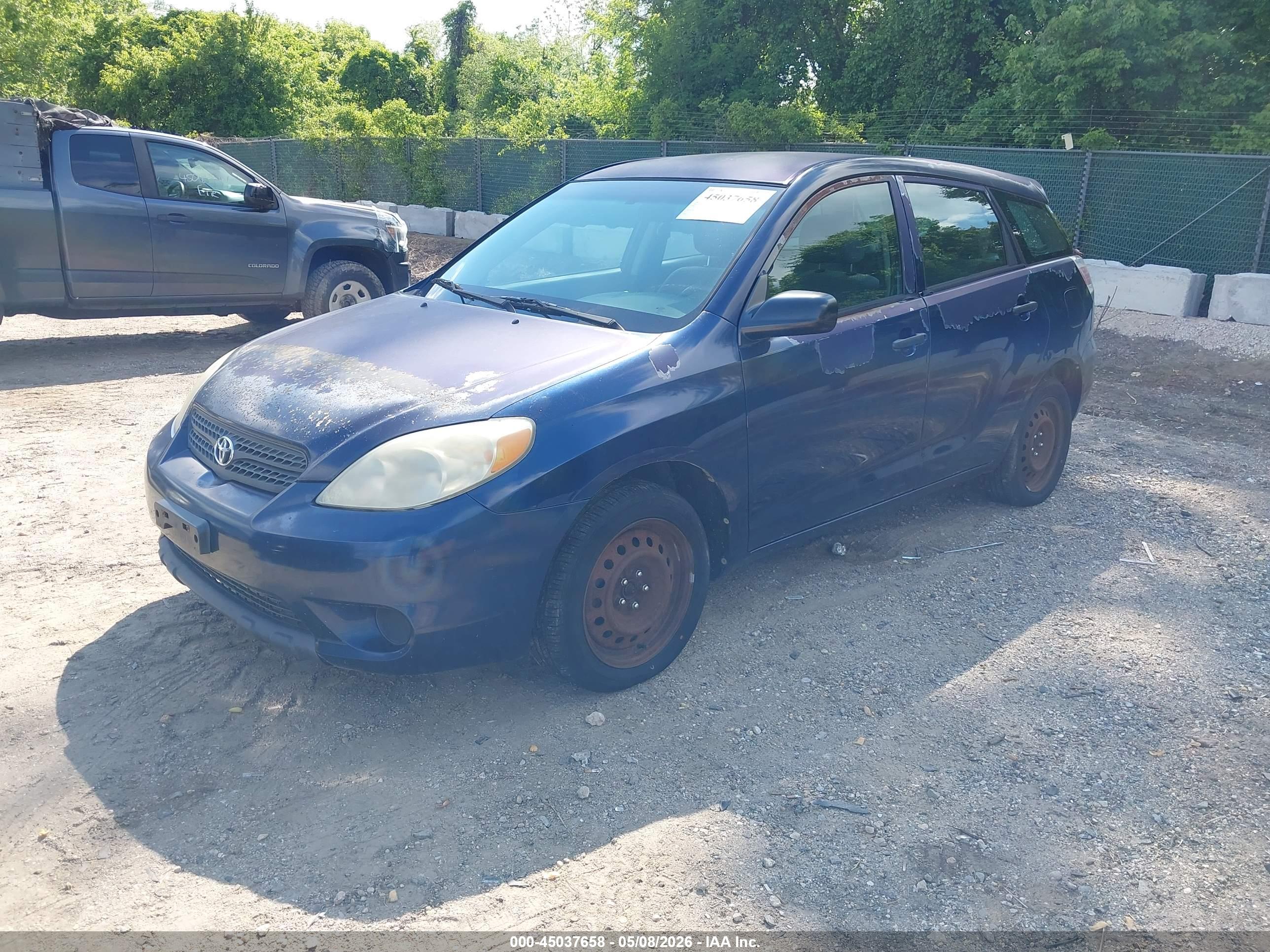 TOYOTA MATRIX image 2