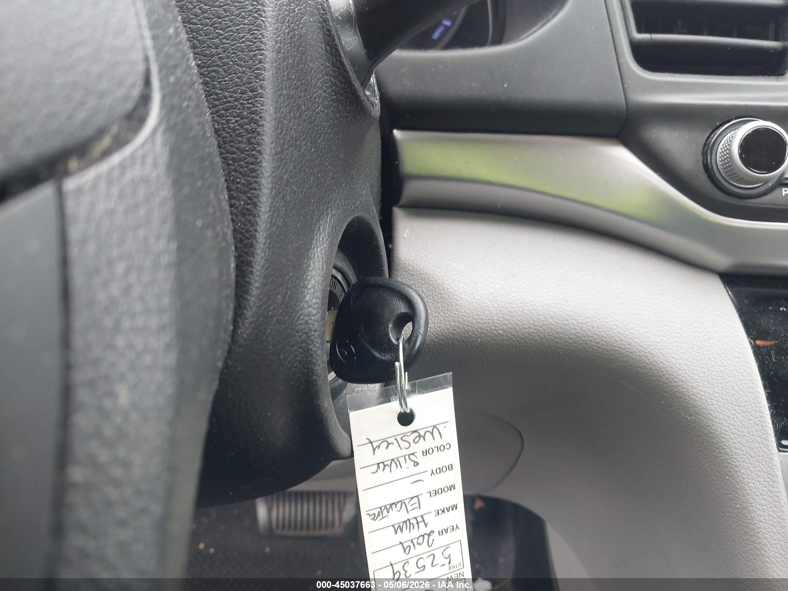 HYUNDAI ELANTRA image 11