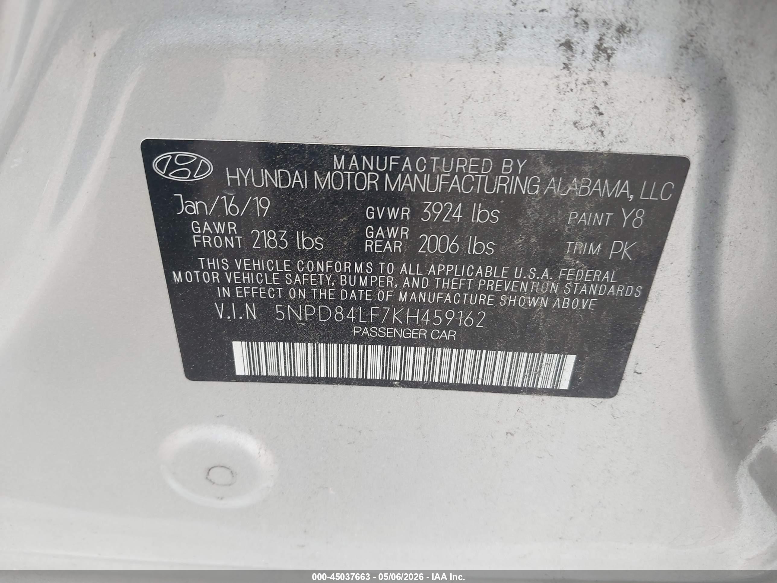 HYUNDAI ELANTRA image 9